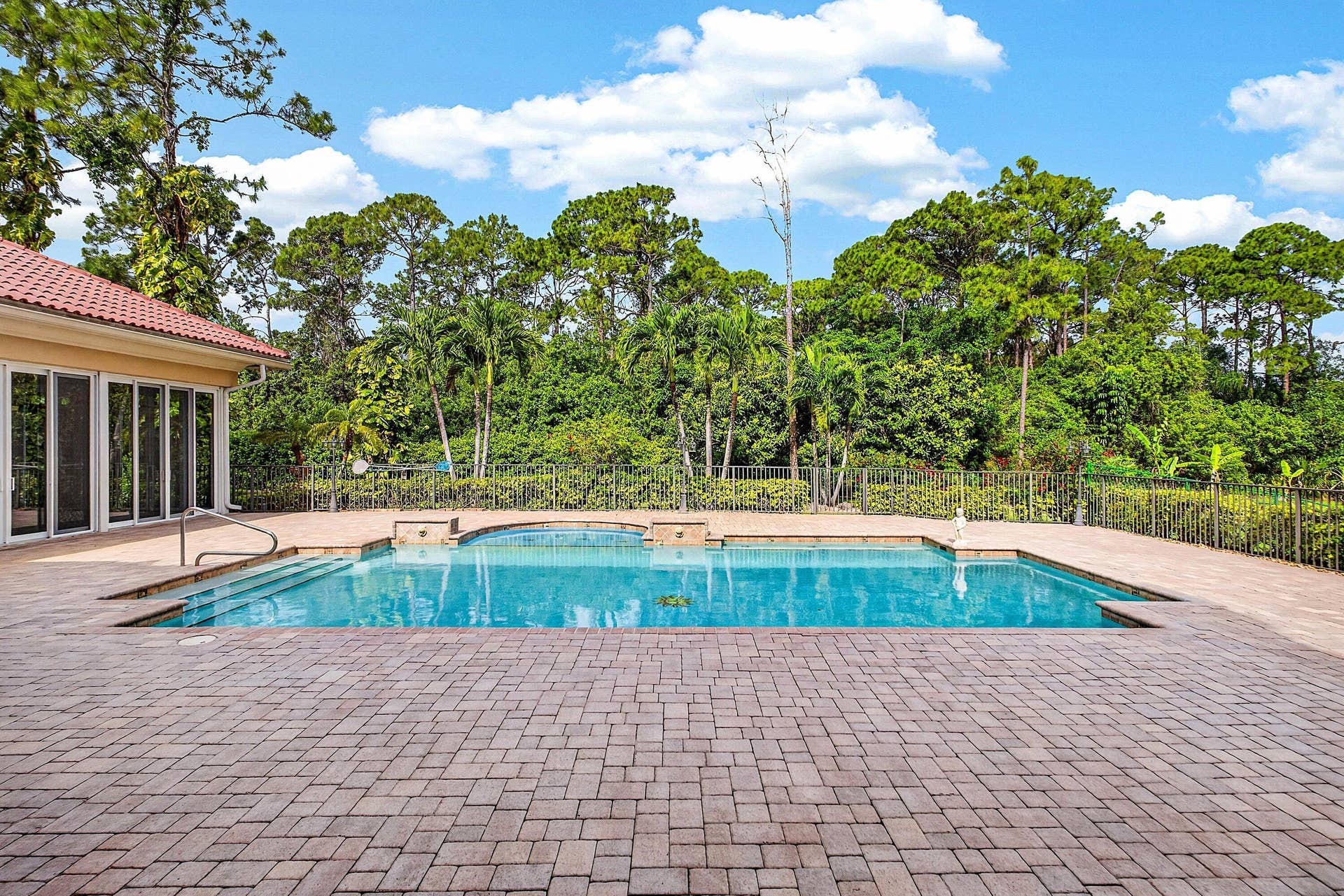 6071 NW 69th Way, Parkland, FL 33067 055-6071Northwest69thWay-Parkland-FL-330