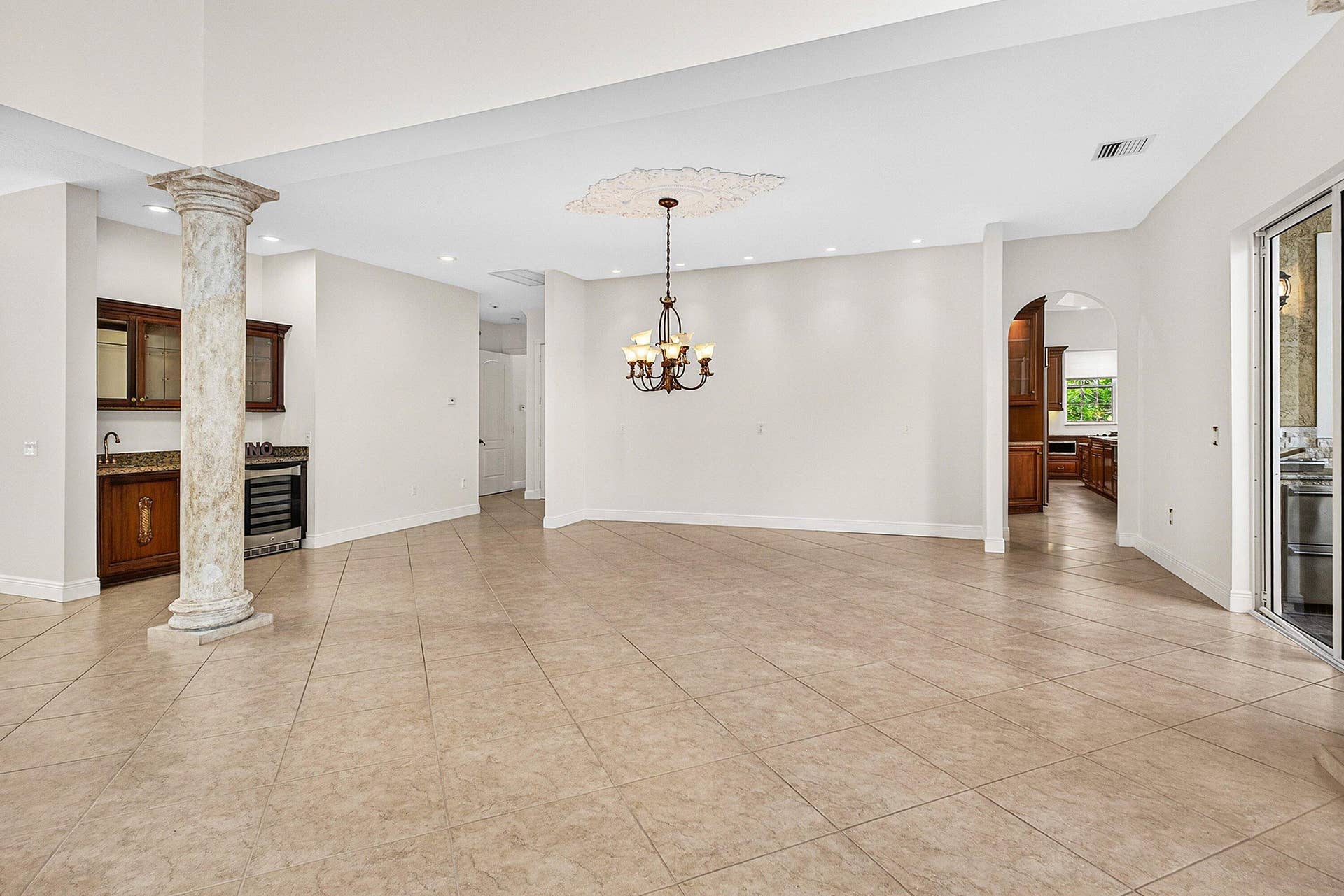 6071 NW 69th Way, Parkland, FL 33067 009-6071Northwest69thWay-Parkland-FL-330