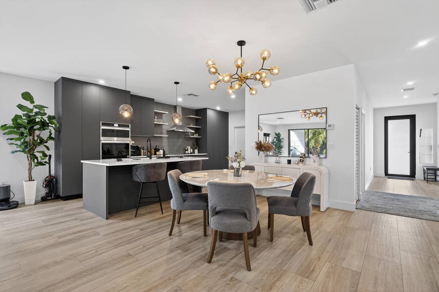 Property photo for 913 NE 15th Street, Fort Lauderdale, FL