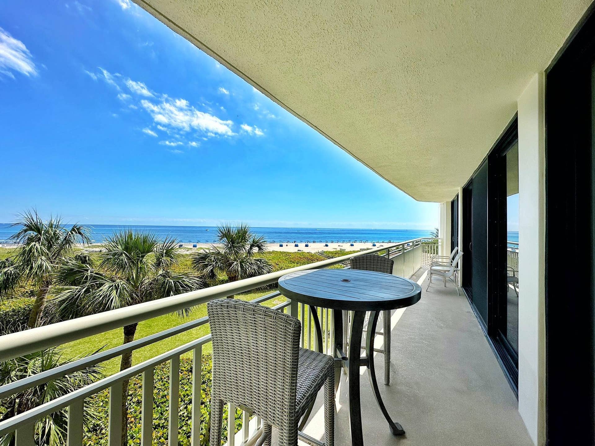 3000 N Ocean Drive, #4 F, Singer Island, FL 33404 Spacious Balcony