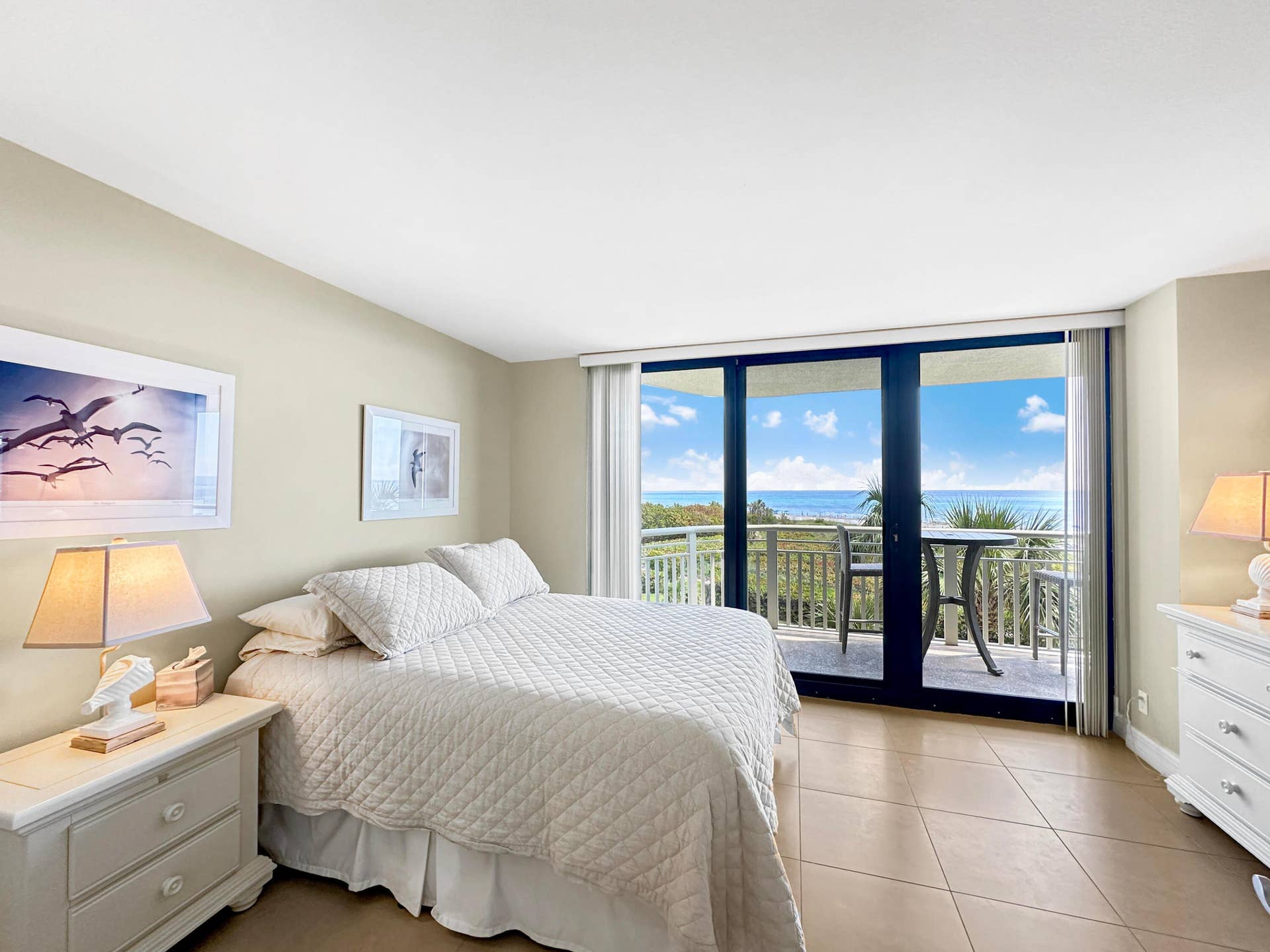 3000 N Ocean Drive, #4 F, Singer Island, FL 33404 Guest Bedroom