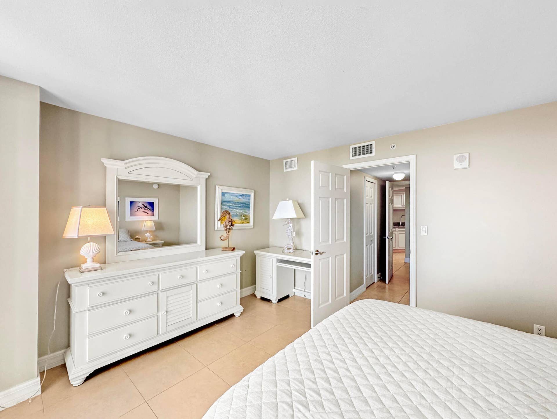 3000 N Ocean Drive, #4 F, Singer Island, FL 33404 Guest Bedroom