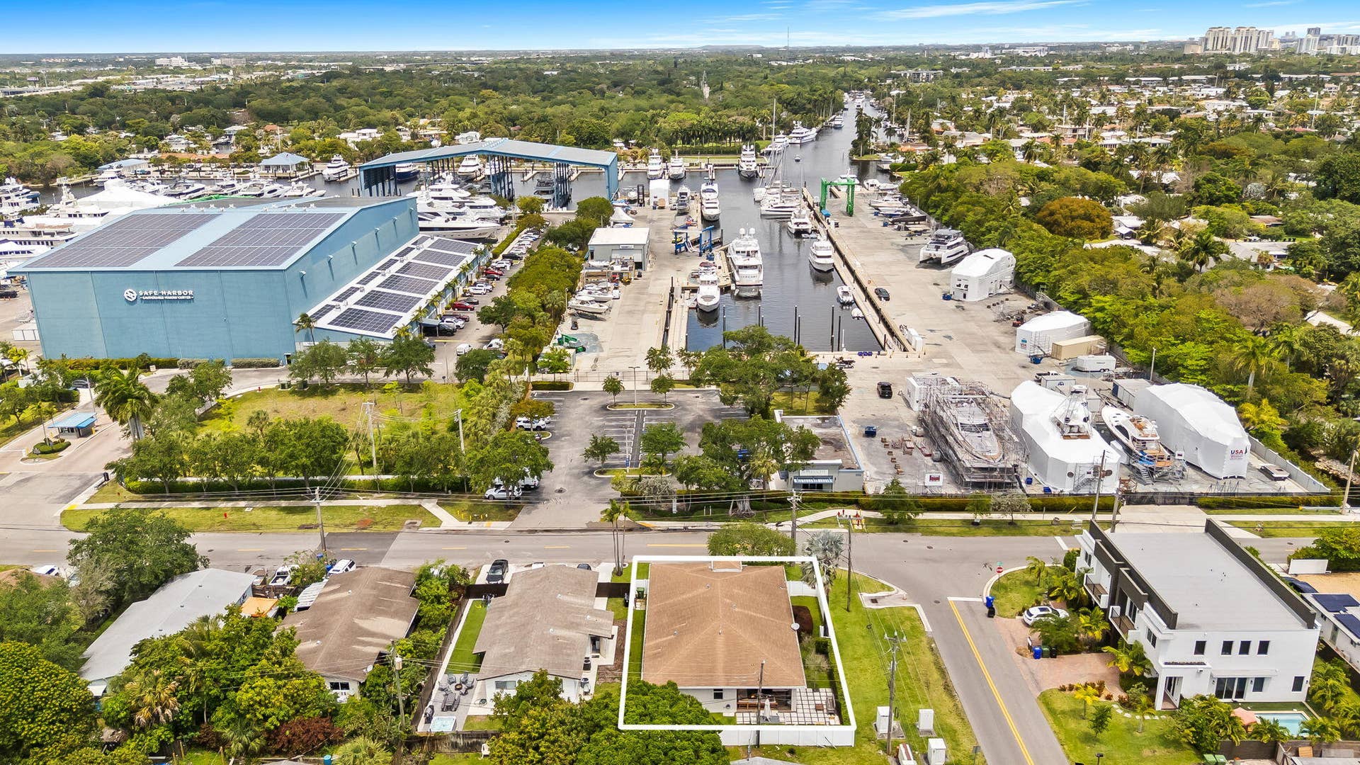 1500 SW 20th Street, Fort Lauderdale, FL 33315 3-web-or-mls-DJI_20260417124452_0979_D