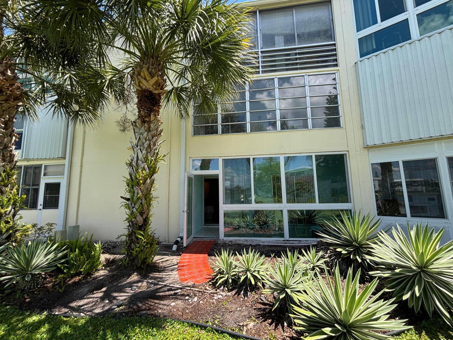 105 E Wellington, #105, West Palm Beach, West Palm Beach, FL 33417 IMG_0849