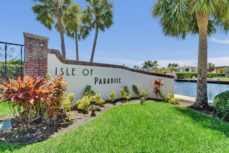 Property photo for 455 Paradise Isle Boulevard, #305, Hallandale Beach, FL