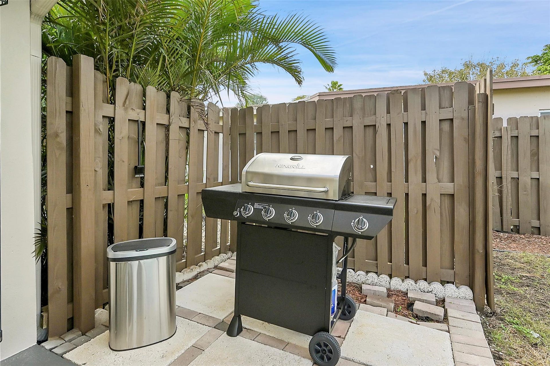 1029 SE 14th Street, Deerfield Beach, FL 33441 Photo 9