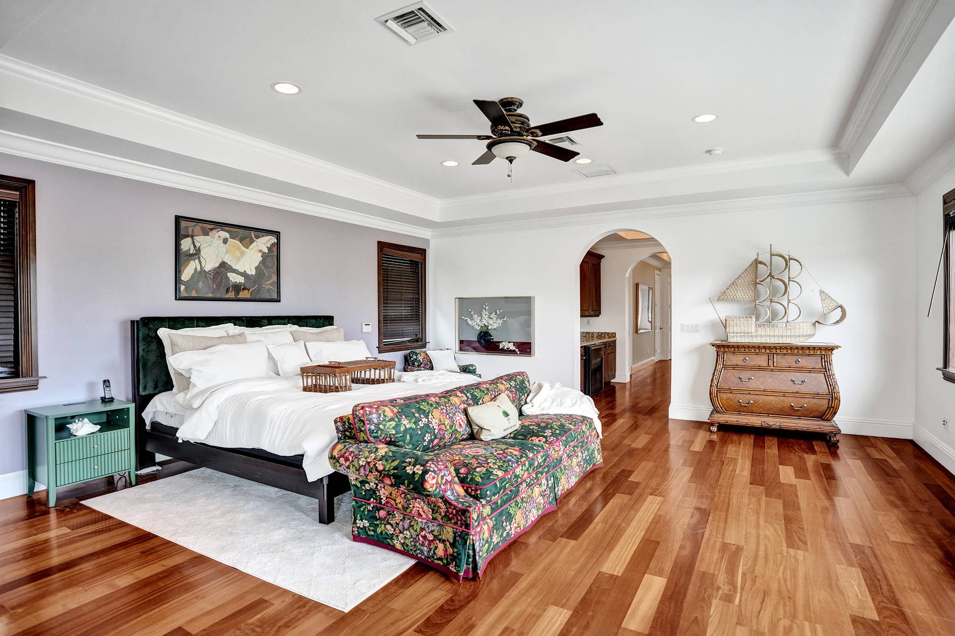 4700 NE 29th Avenue, Fort Lauderdale, FL 33308 Spacious Master bedroom has two huge walk in closets not shown in photos