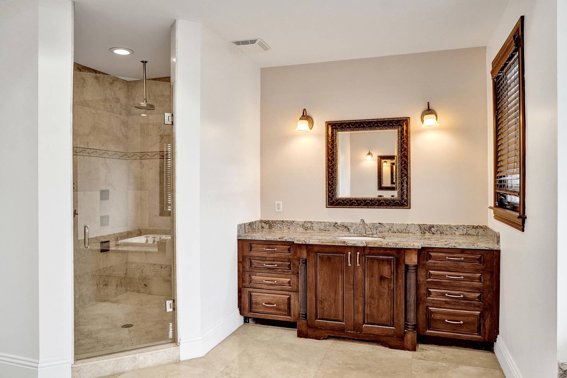 4700 NE 29th Avenue, Fort Lauderdale, FL 33308 DSC07192