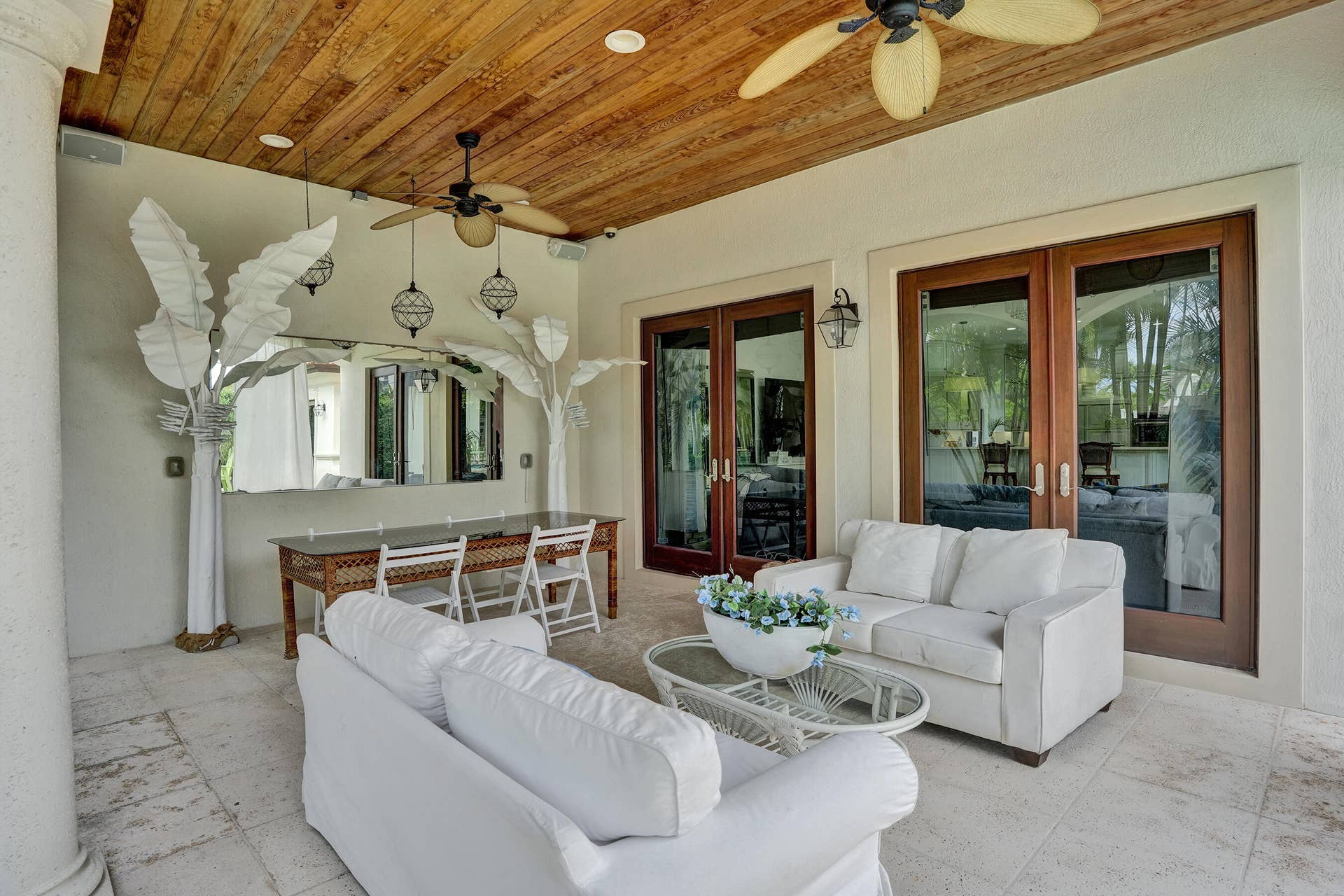 4700 NE 29th Avenue, Fort Lauderdale, FL 33308 Coverd porch
