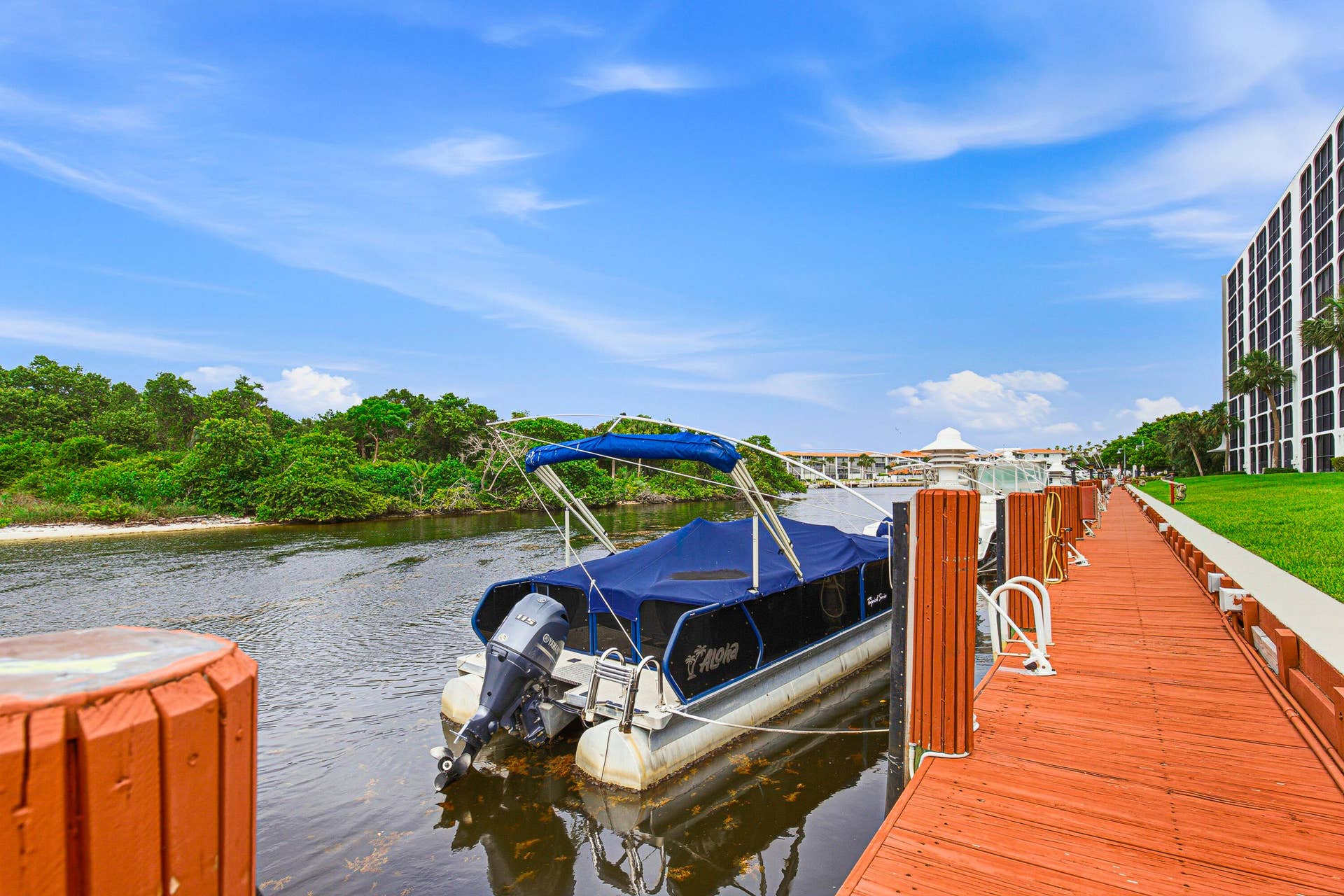 Pier - Boat