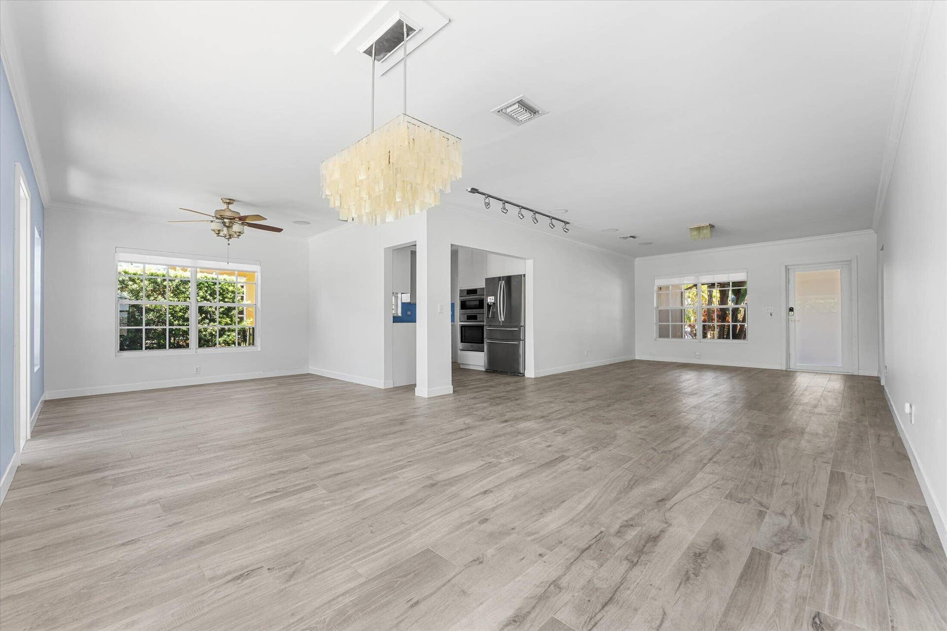 07-8934 Emerson Ave, Surfside-44