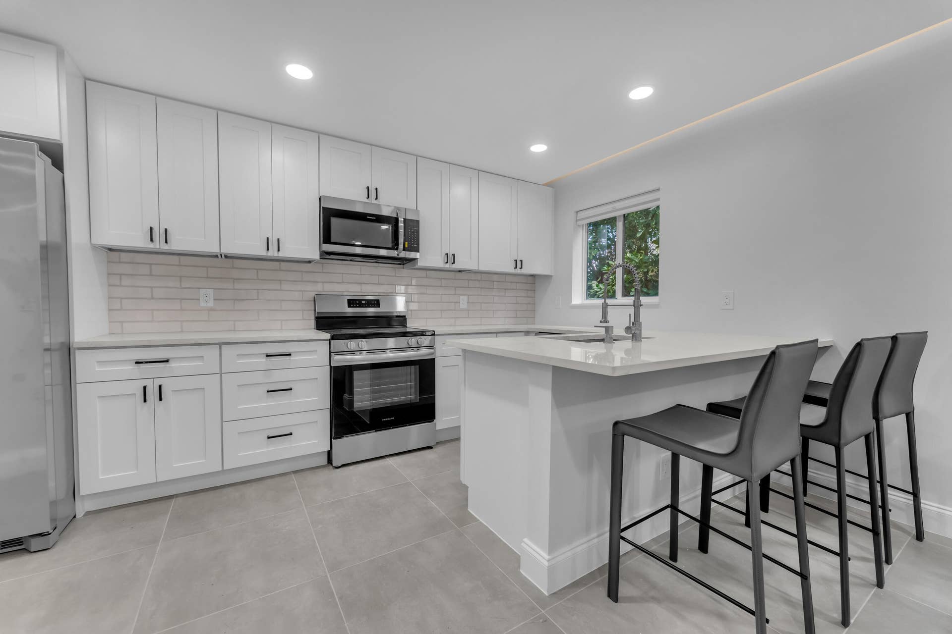 381 SE 15th Avenue, #1, Deerfield Beach, Deerfield Beach, FL 33441 DON02386