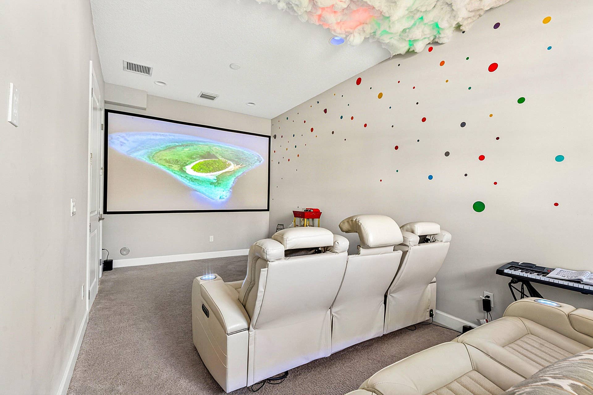 Den/TV/Office