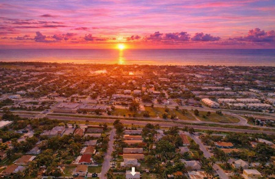 Property photo for 250 NE 13th Street, Delray Beach, FL
