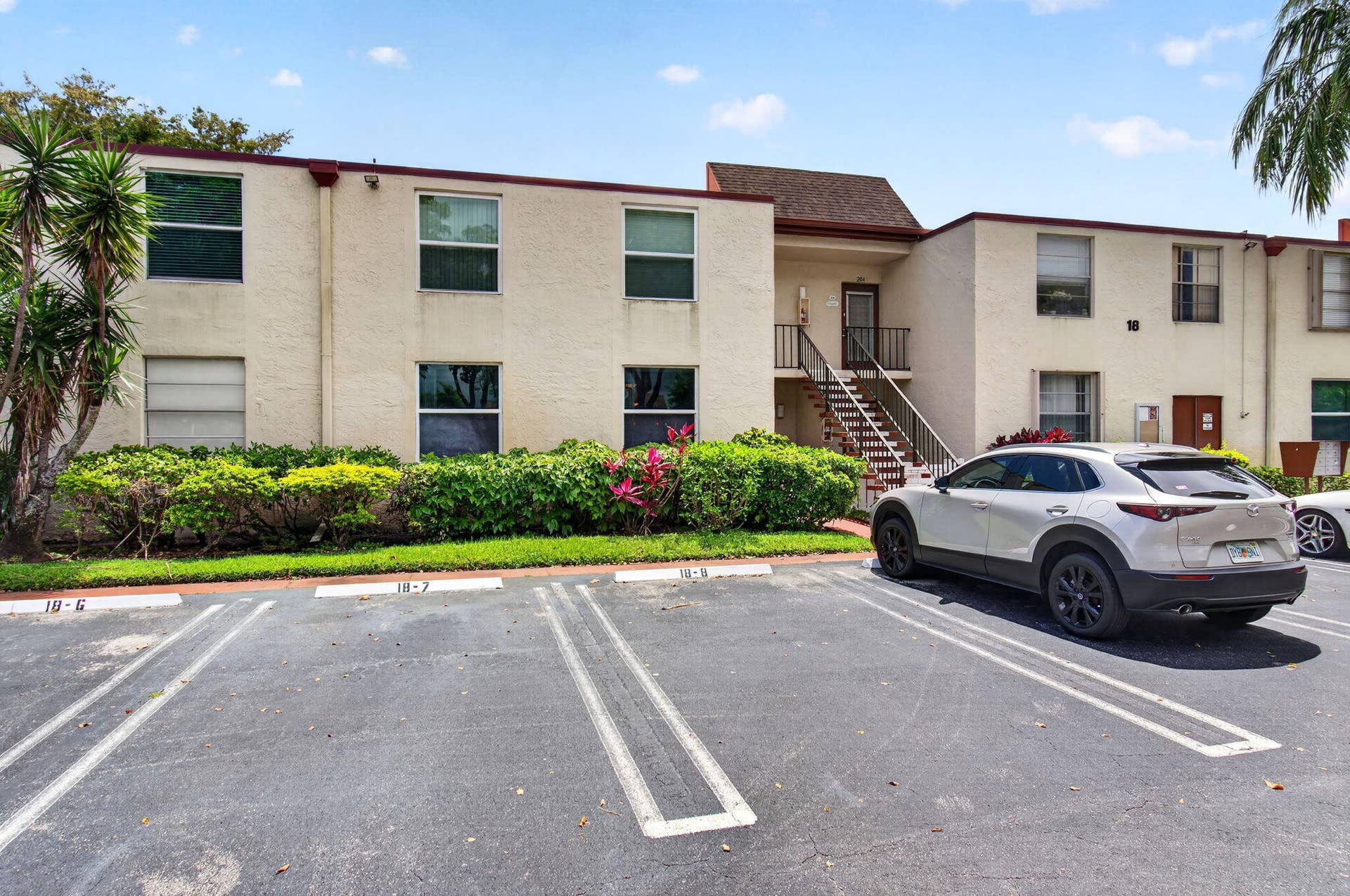 18 Willowbrook Lane, #103, Delray Beach, FL 33446 3-web-or-mls-DSC_6962