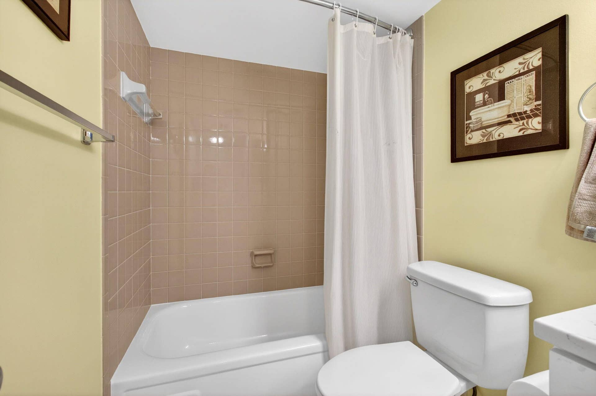 18 Willowbrook Lane, #103, Delray Beach, FL 33446 46-web-or-mls-DSC_6857