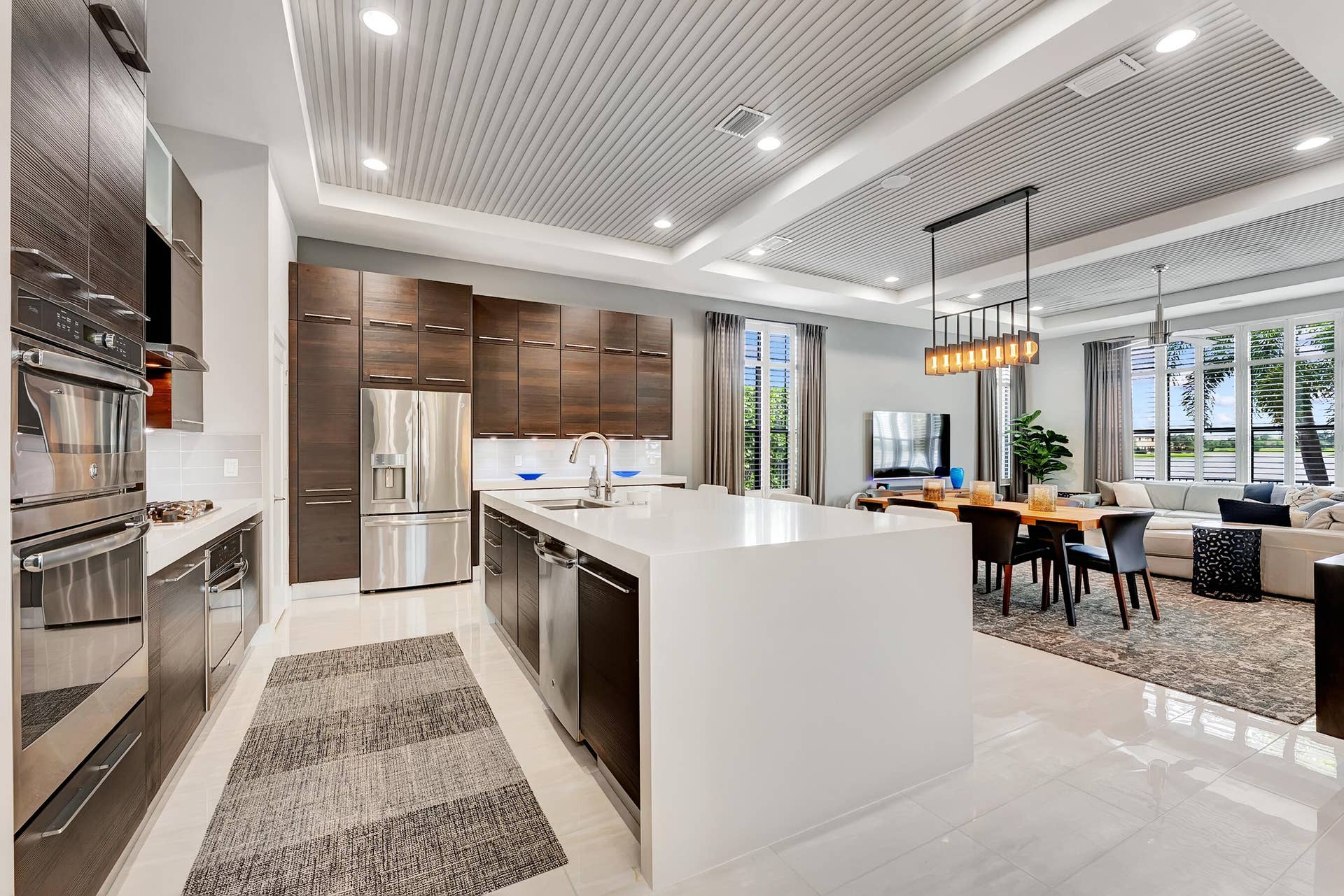 8701 Waterview Terrace, Parkland, FL 33076 Kitchen