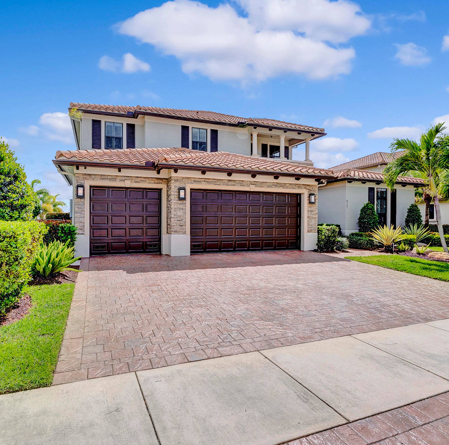 8701 Waterview Terrace, Parkland, FL 33076 Front of home