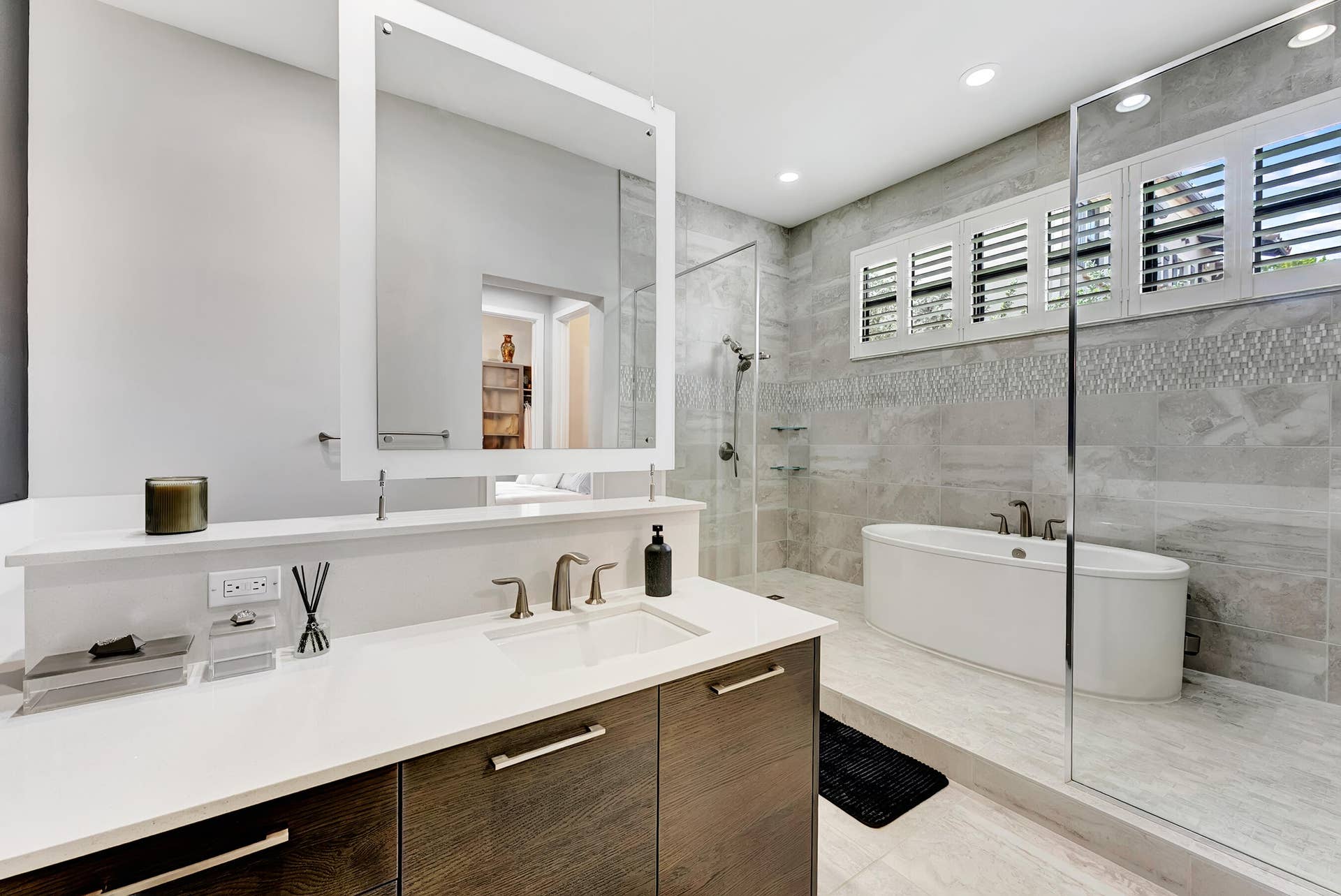 8701 Waterview Terrace, Parkland, FL 33076 Master Bath