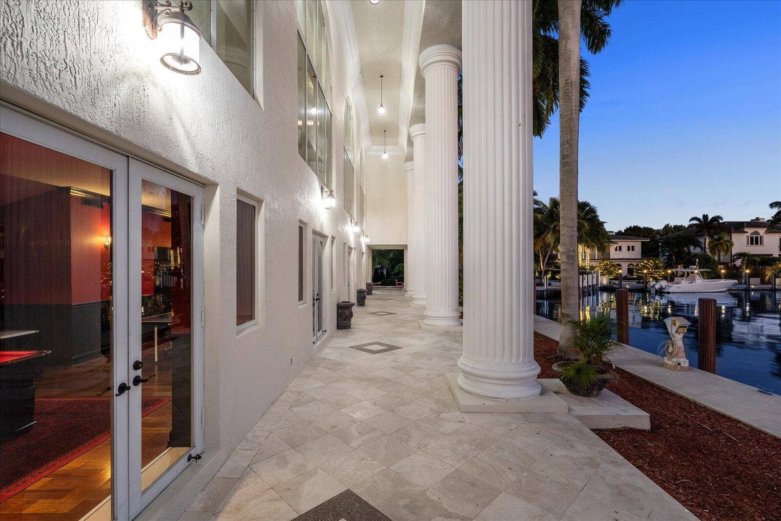 414 Riviera Isle Drive, Fort Lauderdale, FL 33301 58-4141 Riviera Isle Dr twilight_06