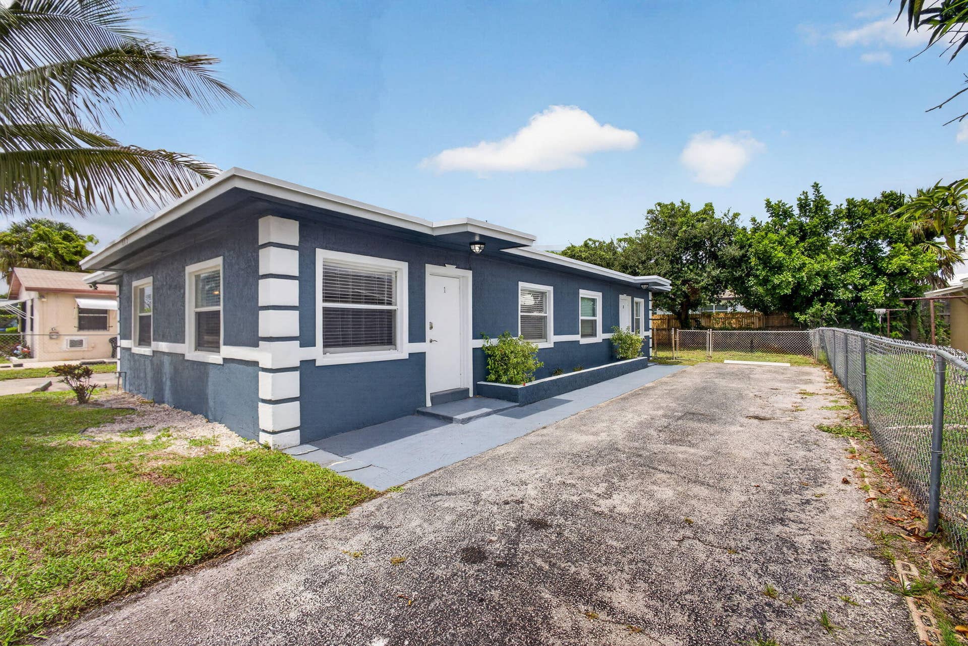 112 W 34th Street, #1, Riviera Beach, FL 33404 7-web-or-mls-5D1A8347