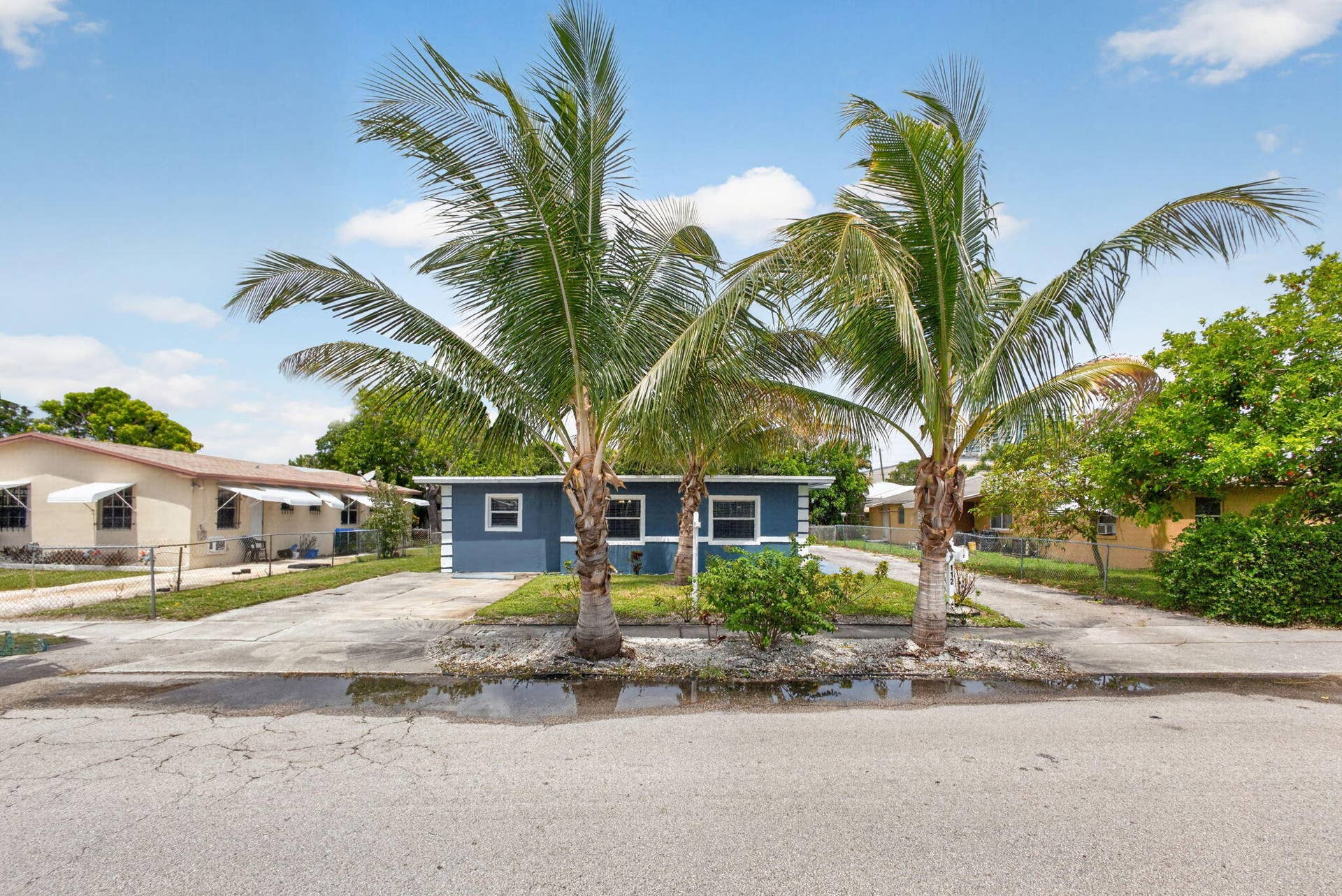 112 W 34th Street, #1, Riviera Beach, FL 33404 2-web-or-mls-5D1A8320