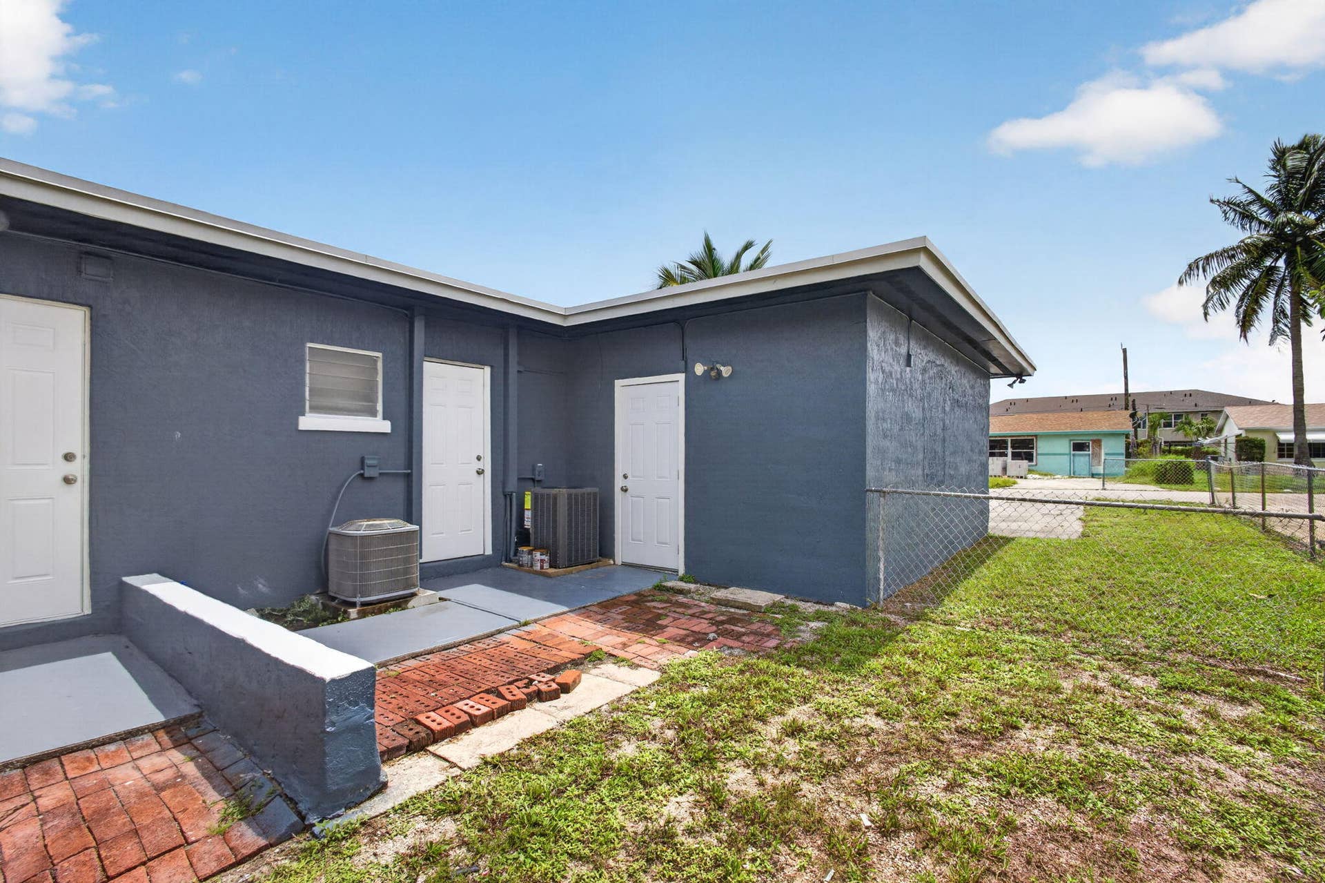 112 W 34th Street, #1, Riviera Beach, FL 33404 36-web-or-mls-5D1A8385