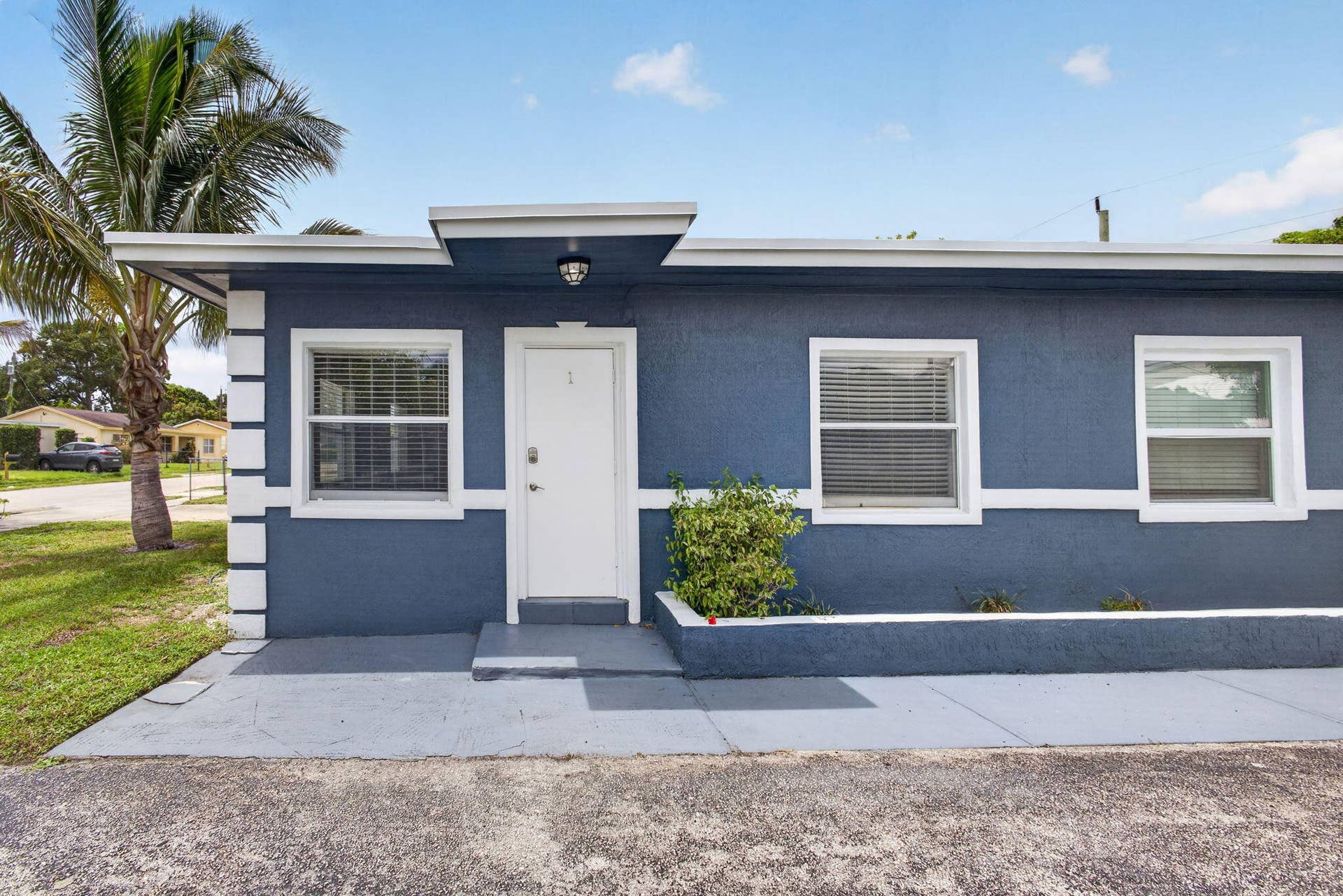 112 W 34th Street, #1, Riviera Beach, FL 33404 8-web-or-mls-5D1A8350