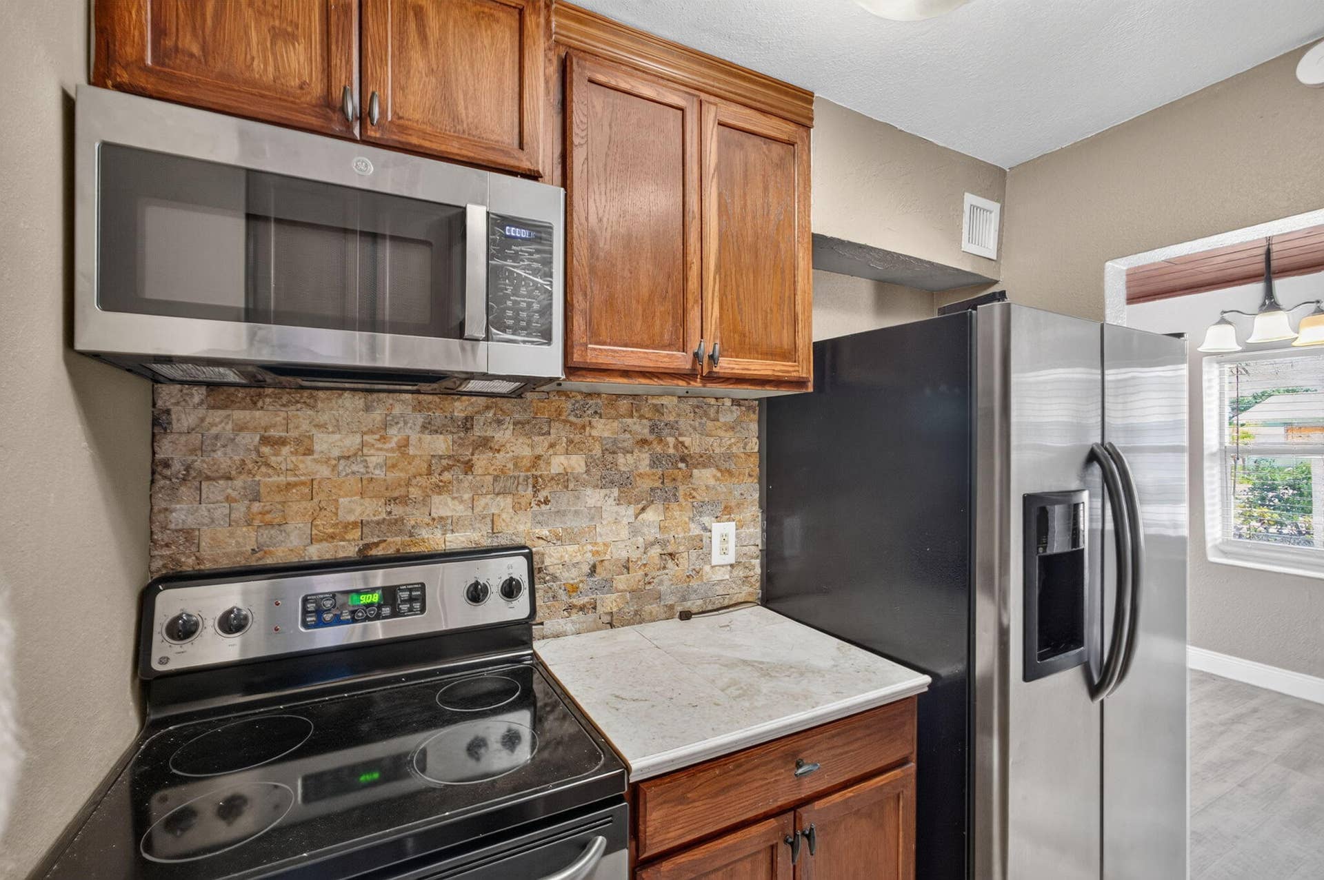112 W 34th Street, #1, Riviera Beach, FL 33404 17-web-or-mls-5D1A8420