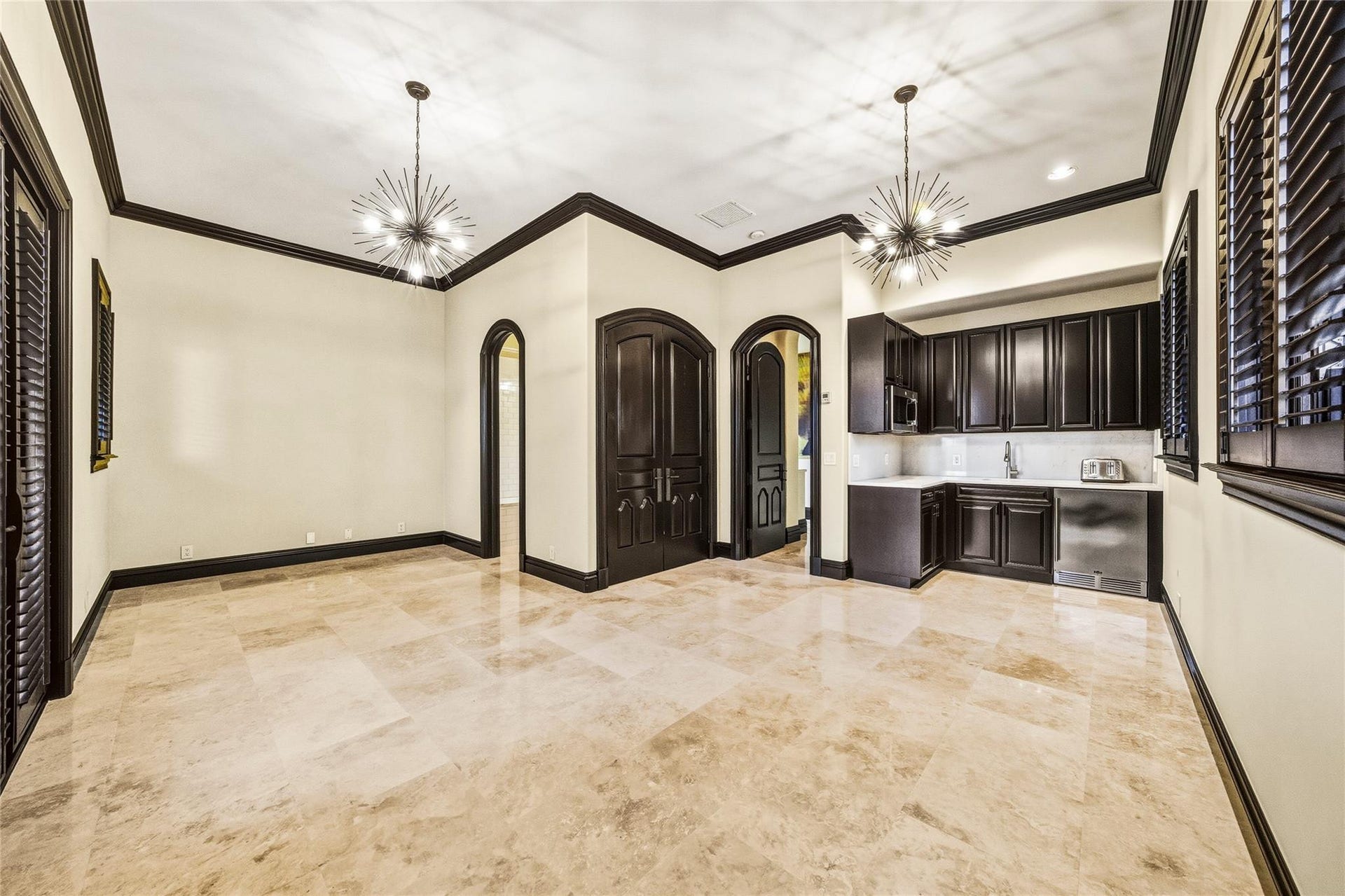 1 Isla Bahia Drive, Fort Lauderdale, FL 33316 Studio with Kitchenette