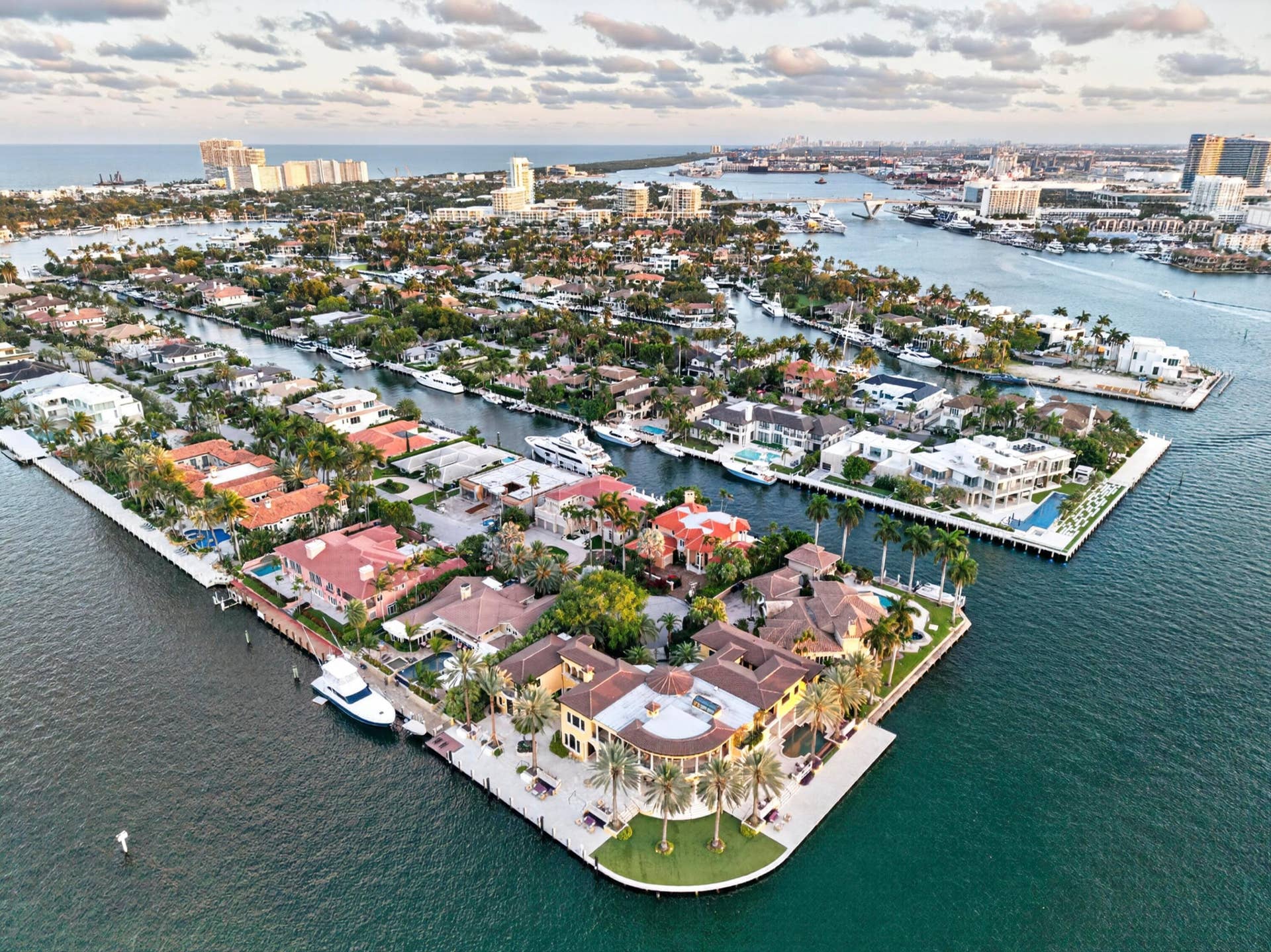 1 Isla Bahia Drive, Fort Lauderdale, FL 33316 DJI_20260428194117_0080_D