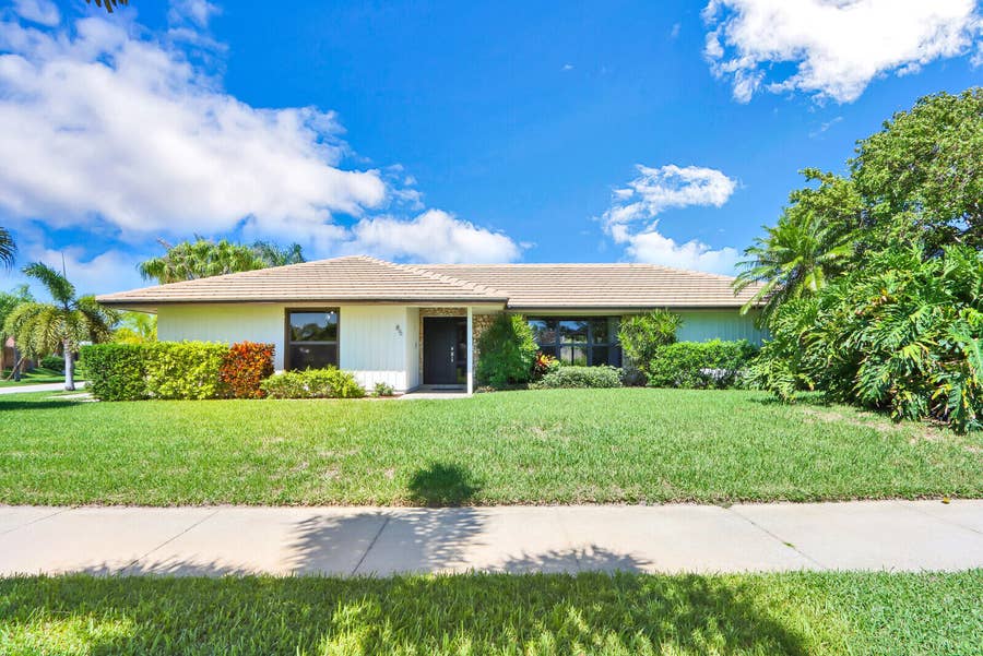 Property photo for 85 Hickory Hill Road, Jupiter, FL