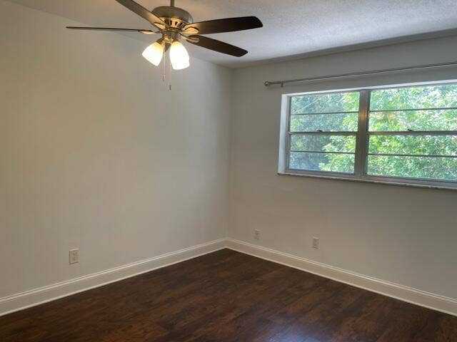 1971 Juno Road, North Palm Beach, FL 33408 IMG_1663