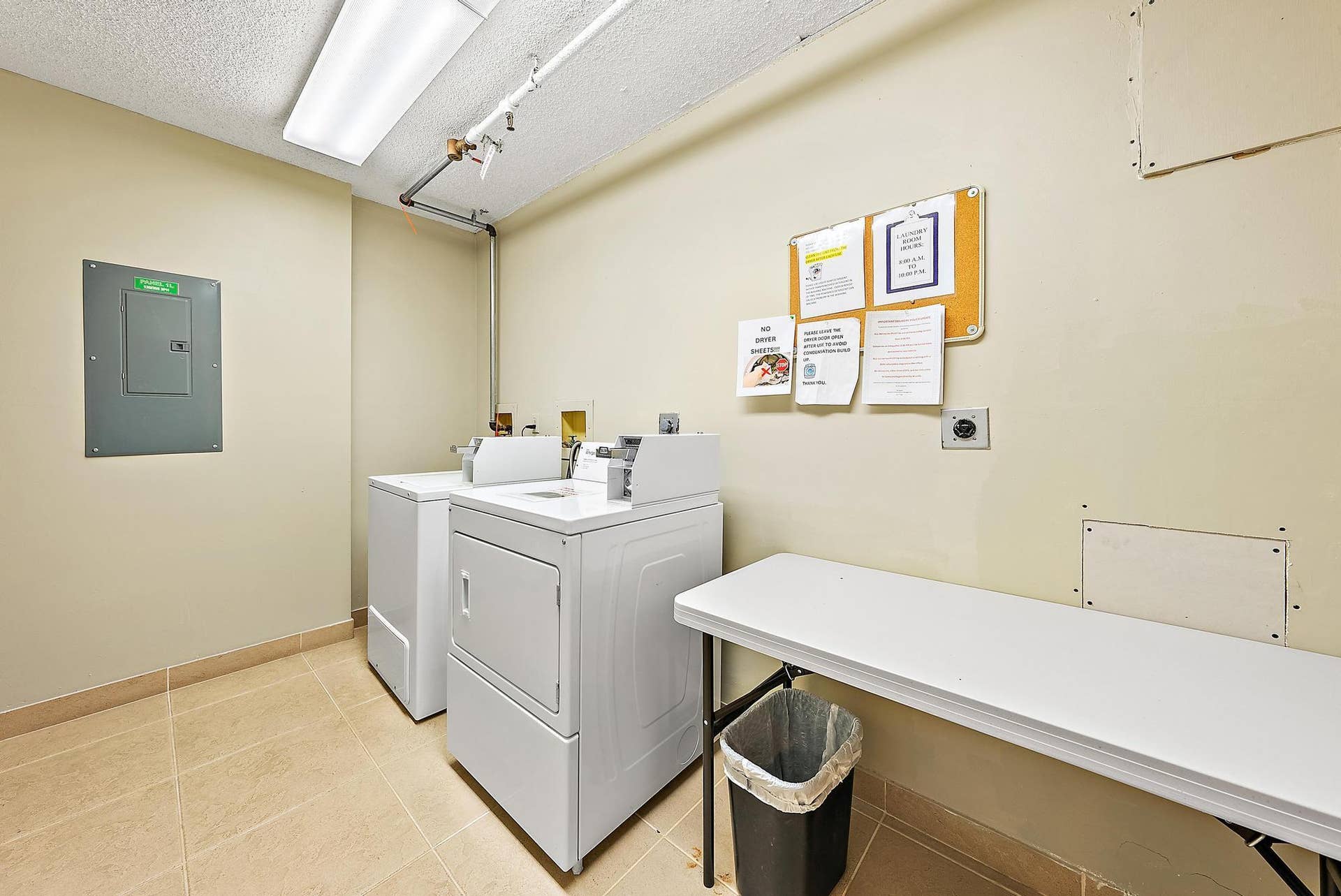 5440 N Ocean Drive, #202, Riviera Beach, FL 33404 Common Laundry