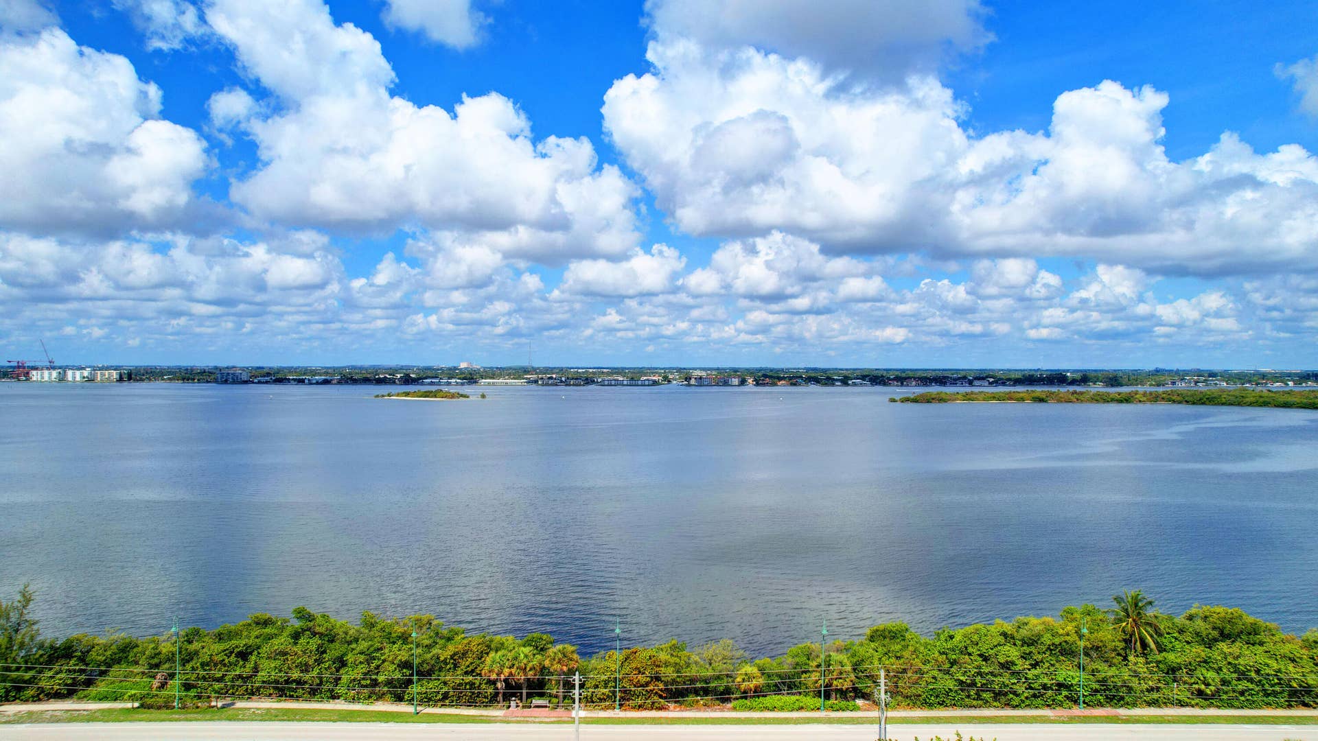 5440 N Ocean Drive, #202, Riviera Beach, FL 33404 Intracoastal
