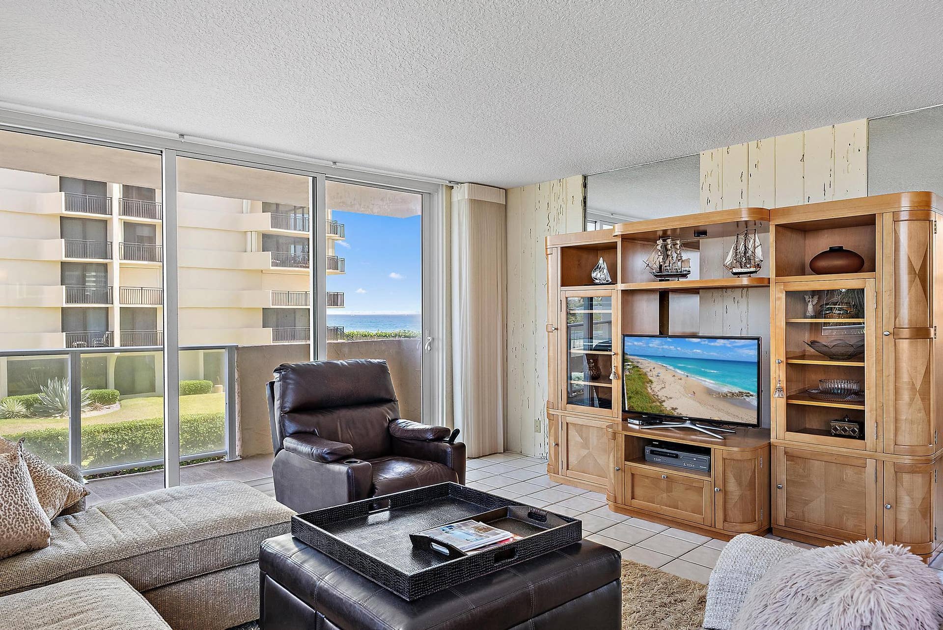 5440 N Ocean Drive, #202, Riviera Beach, FL 33404 Living Room