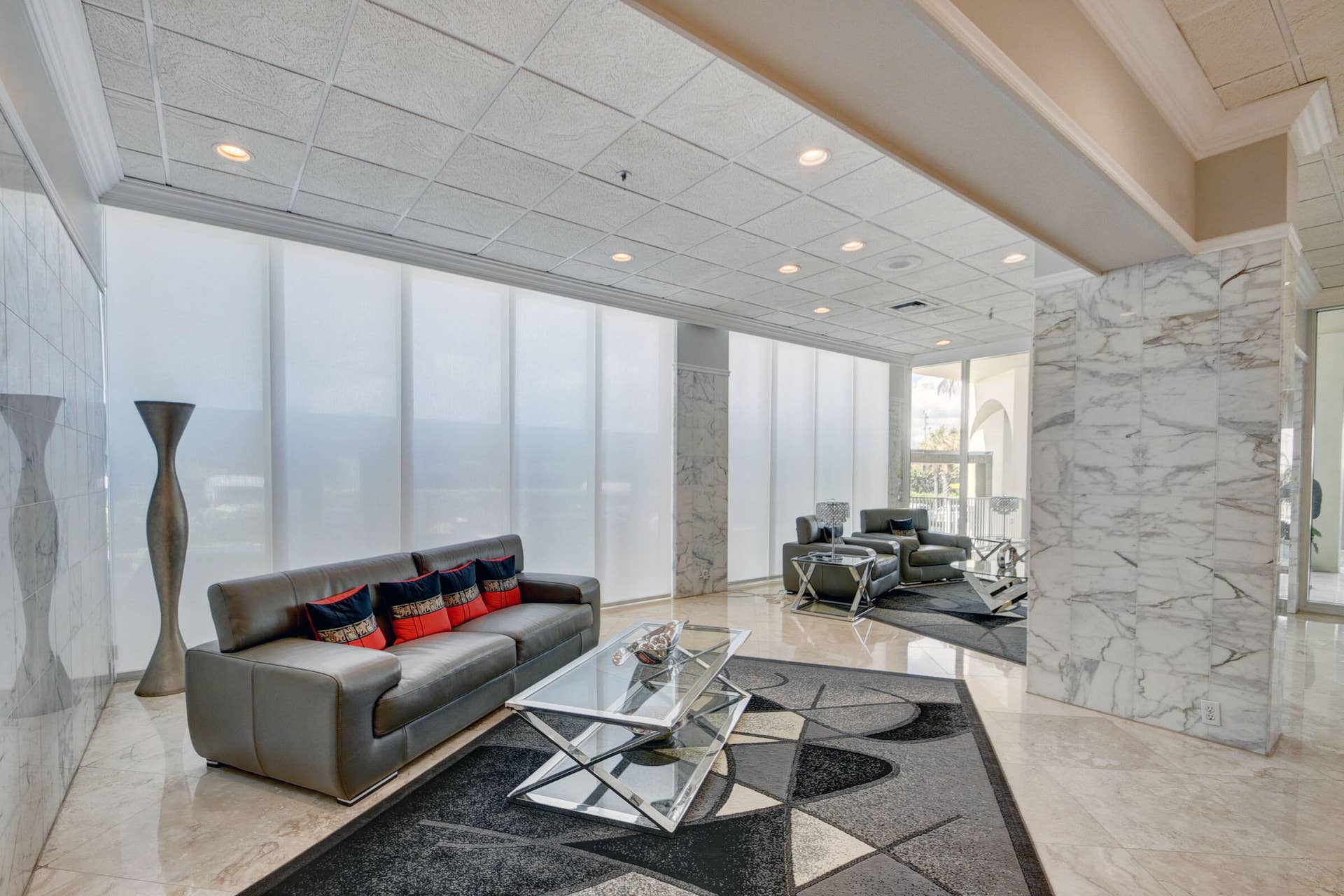 5440 N Ocean Drive, #202, Riviera Beach, FL 33404 Lobby
