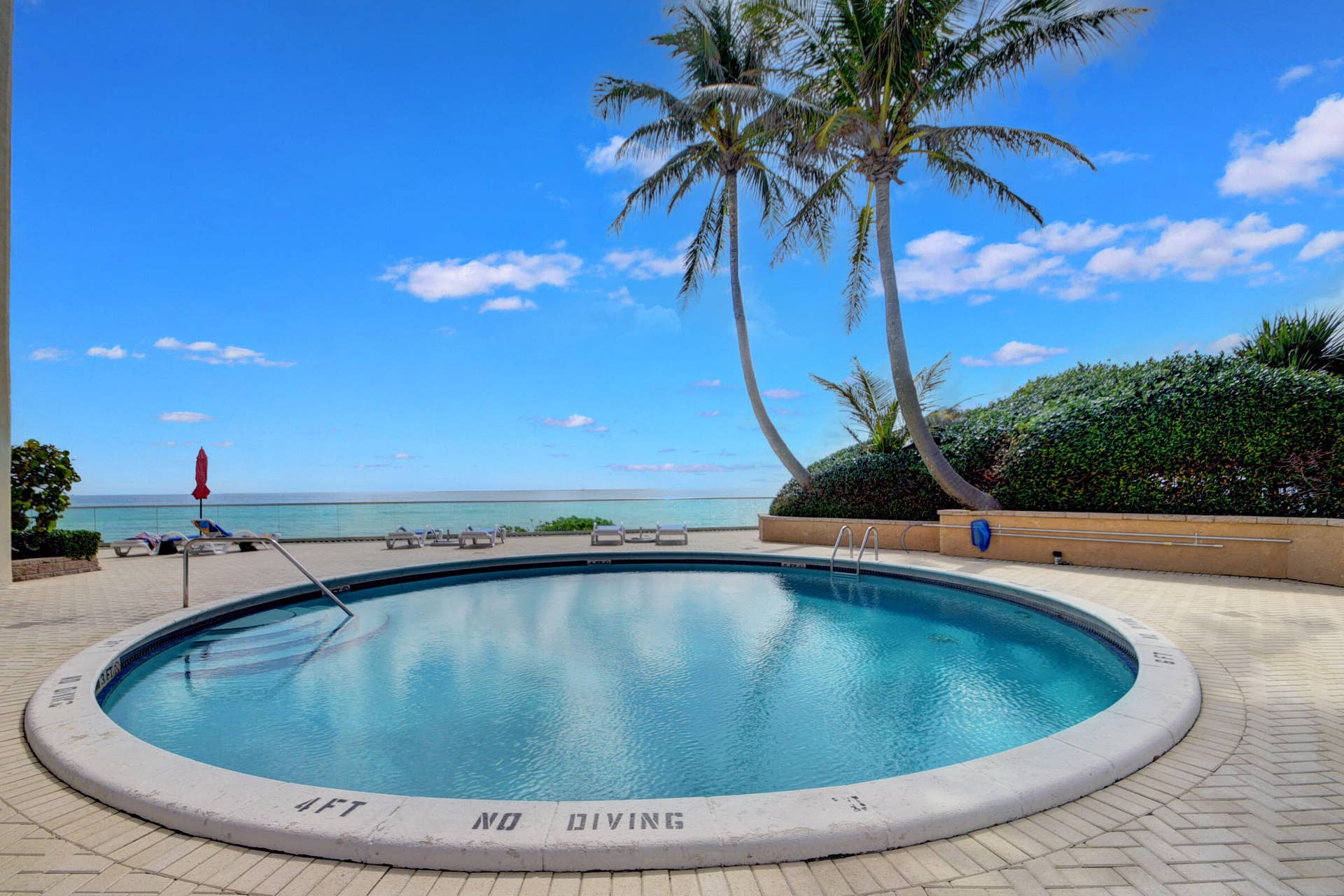 5440 N Ocean Drive, #202, Riviera Beach, FL 33404 Pool