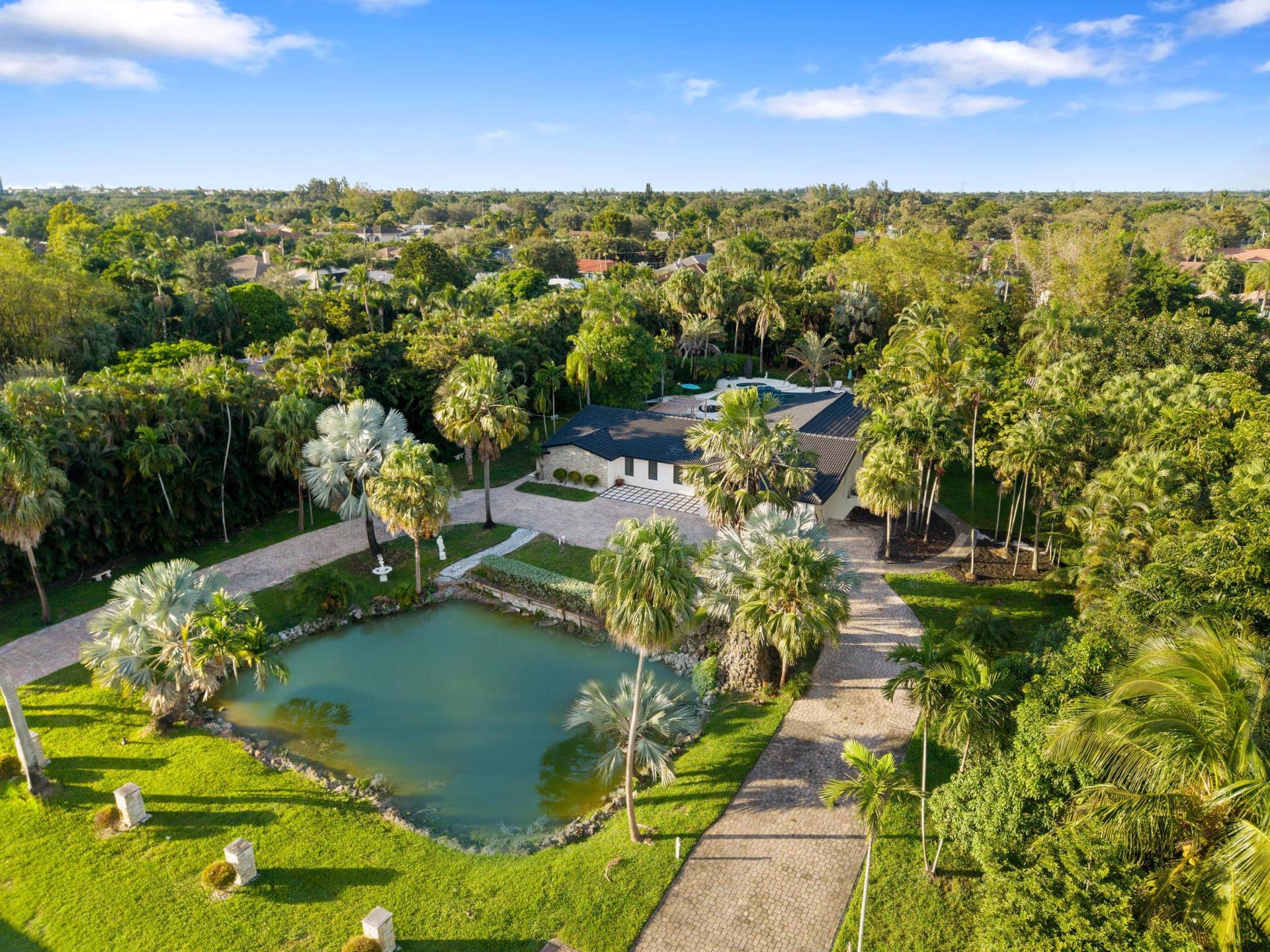 11621 NW 21st Ct-8