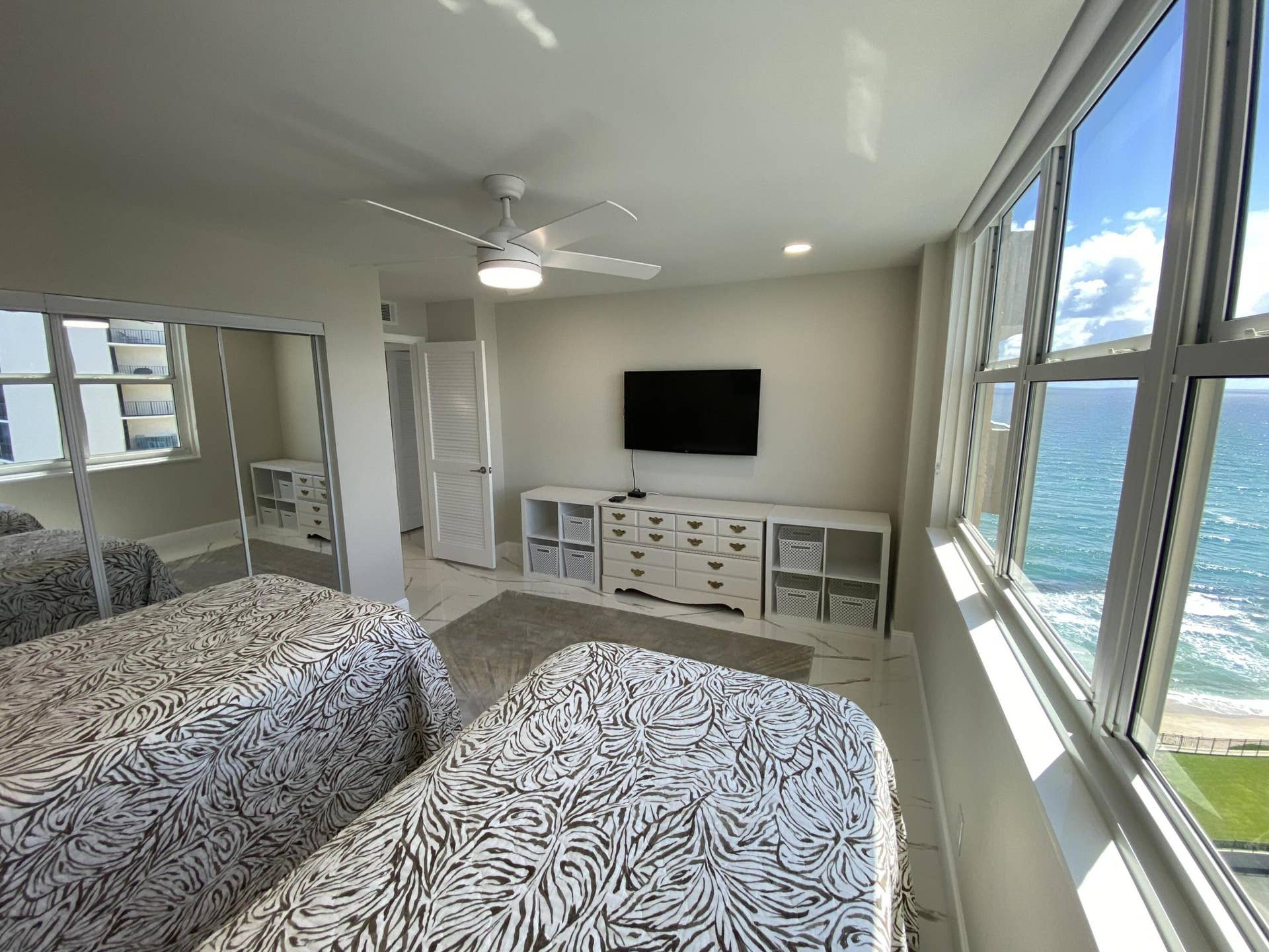 5440 N Ocean Drive, #1501, Singer Island, Singer Island, FL 33404 IMG_8562