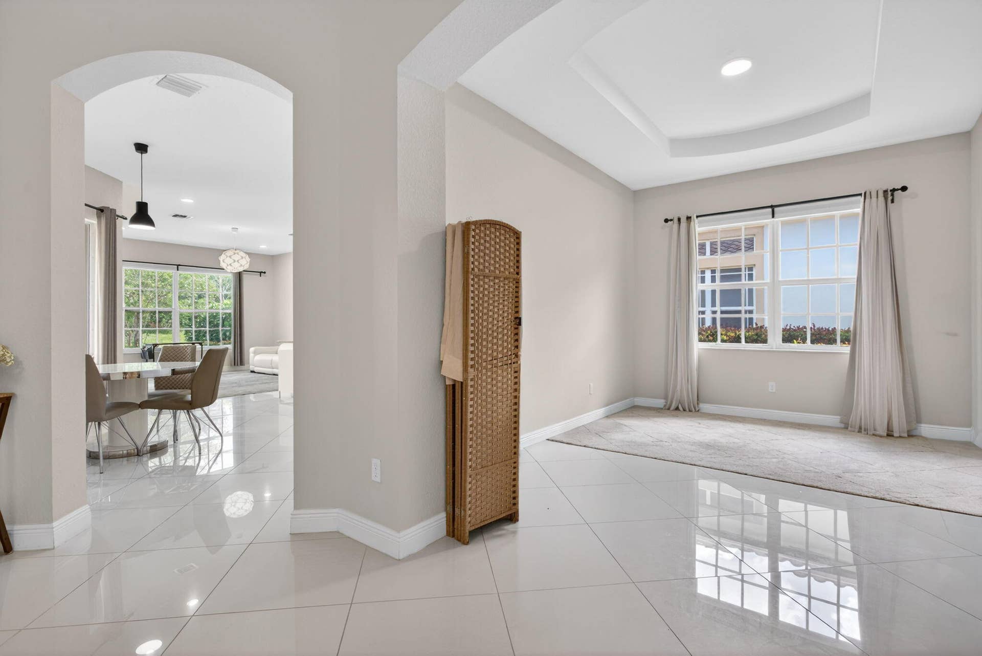 37-web-or-mls-8850-6771