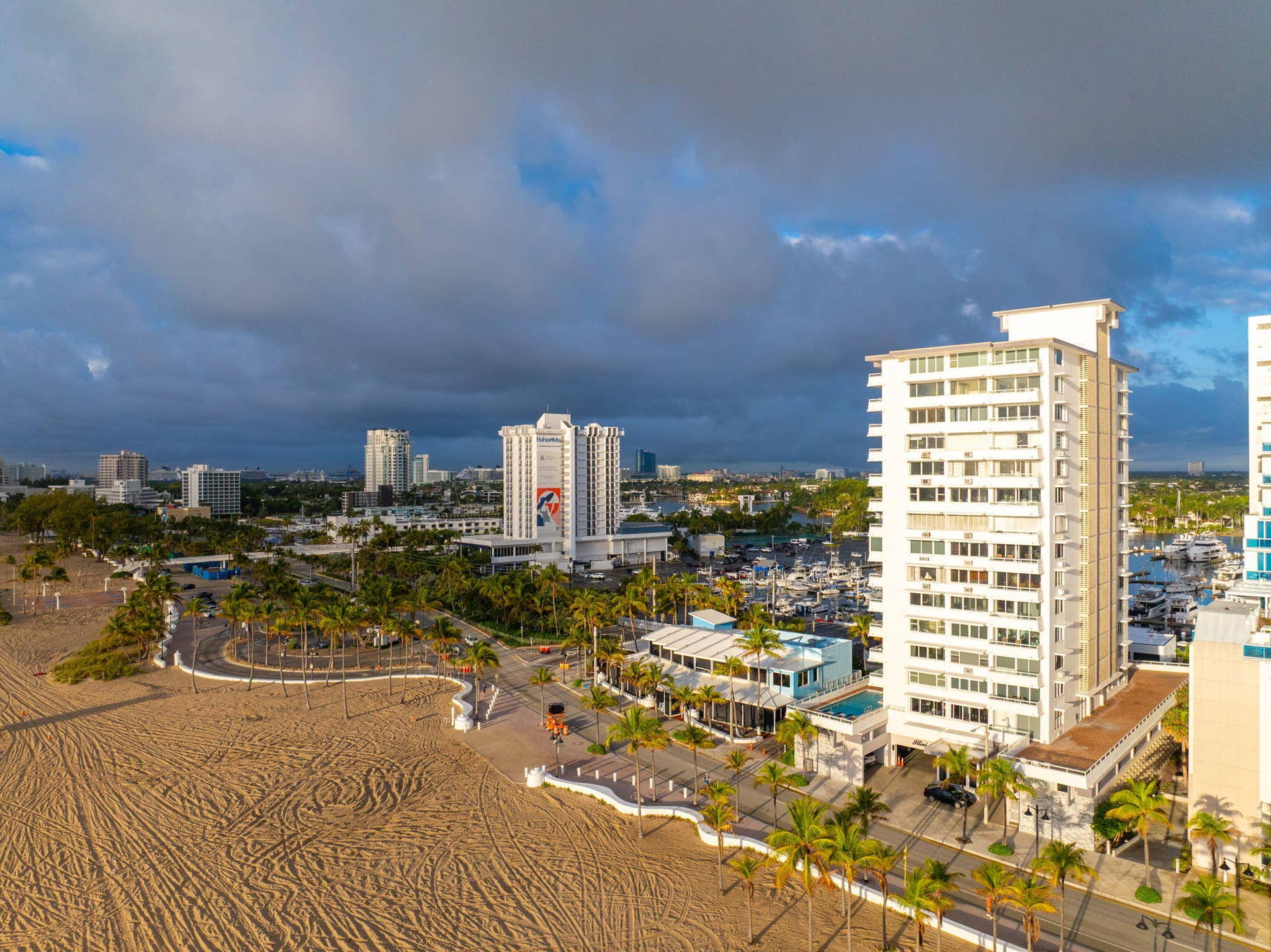545 S Fort Lauderdale Beach, #701-702, Fort Lauderdale, FL 33316 44-web-or-mls-DJI_20260417073749_0925_D