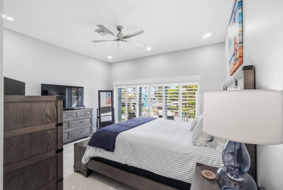 380 SE 5th Avenue, Pompano Beach, FL 33060 043_DSC09903_MLS