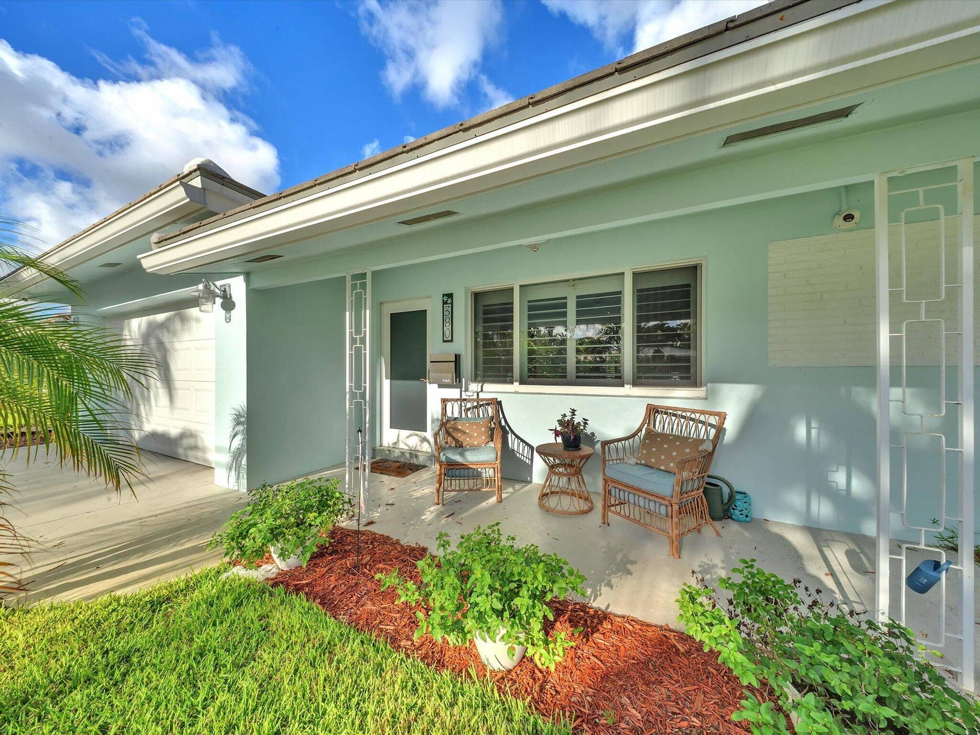 380 SE 5th Avenue, Pompano Beach, FL 33060 05-DSC4677