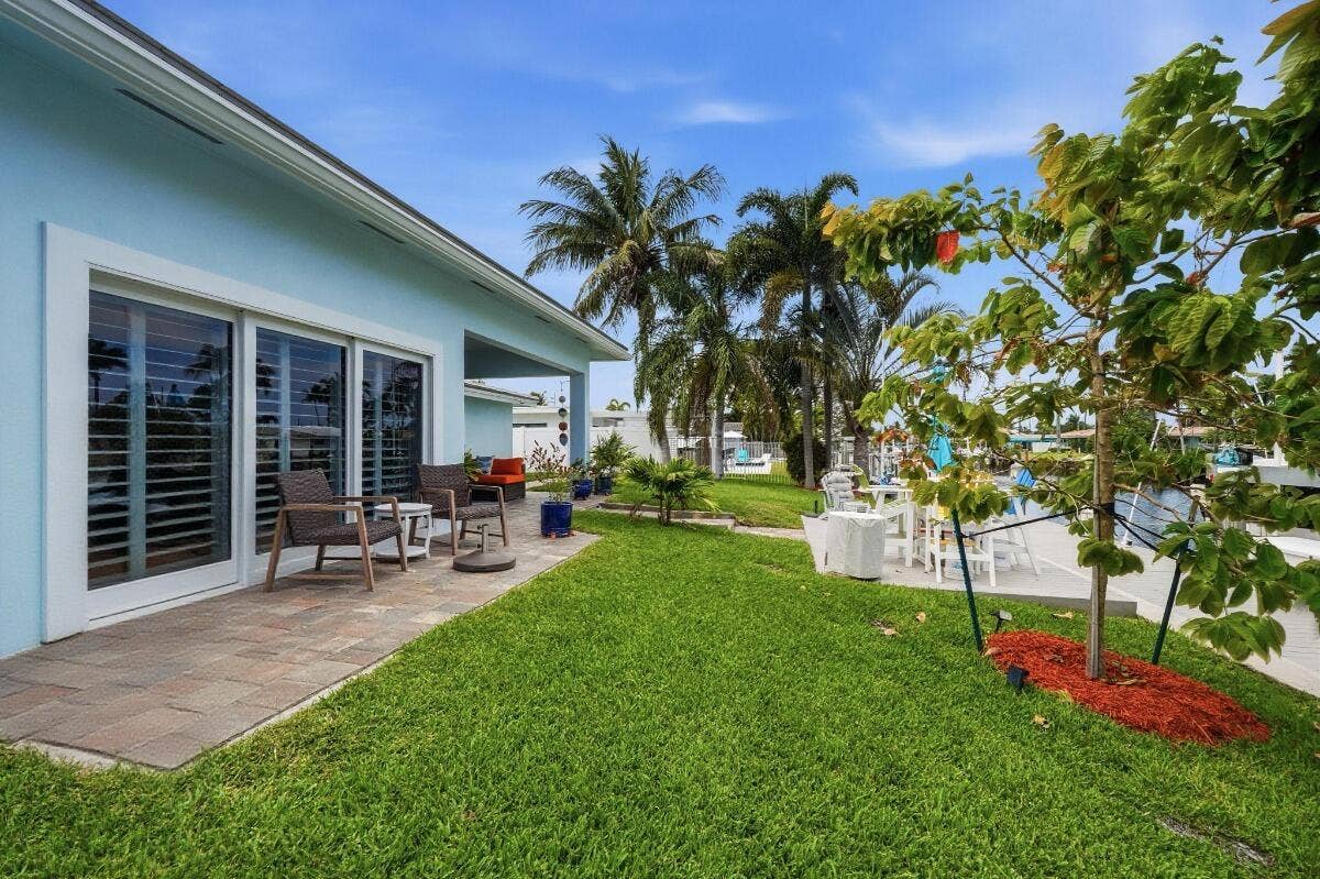 380 SE 5th Avenue, Pompano Beach, FL 33060 006_DSC00030_autoremove_27648349_MLS