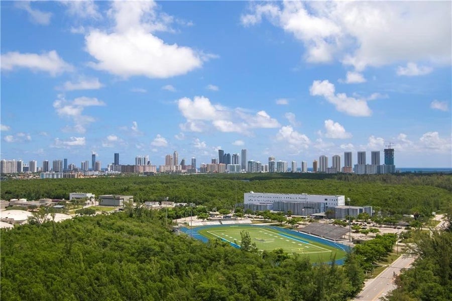 Property photo for 14951 Royal Oaks Lane, #1109, North Miami, FL