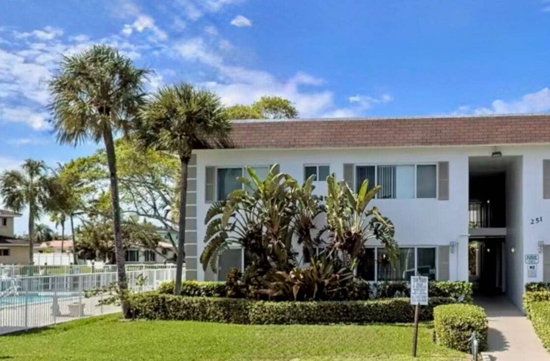 251 SE 6th Avenue, #7, Pompano Beach, FL 33060 251-1
