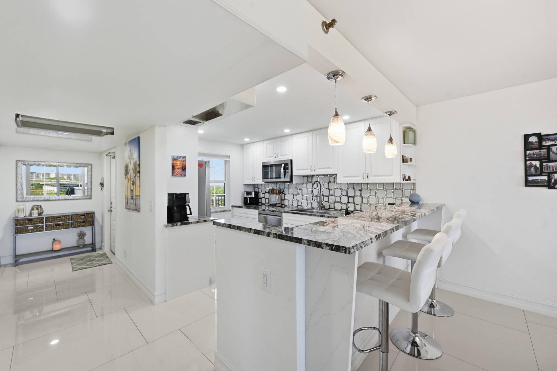 4015 W Palm Aire Drive, #1001, Pompano Beach, FL 33069 07_ra1_3864