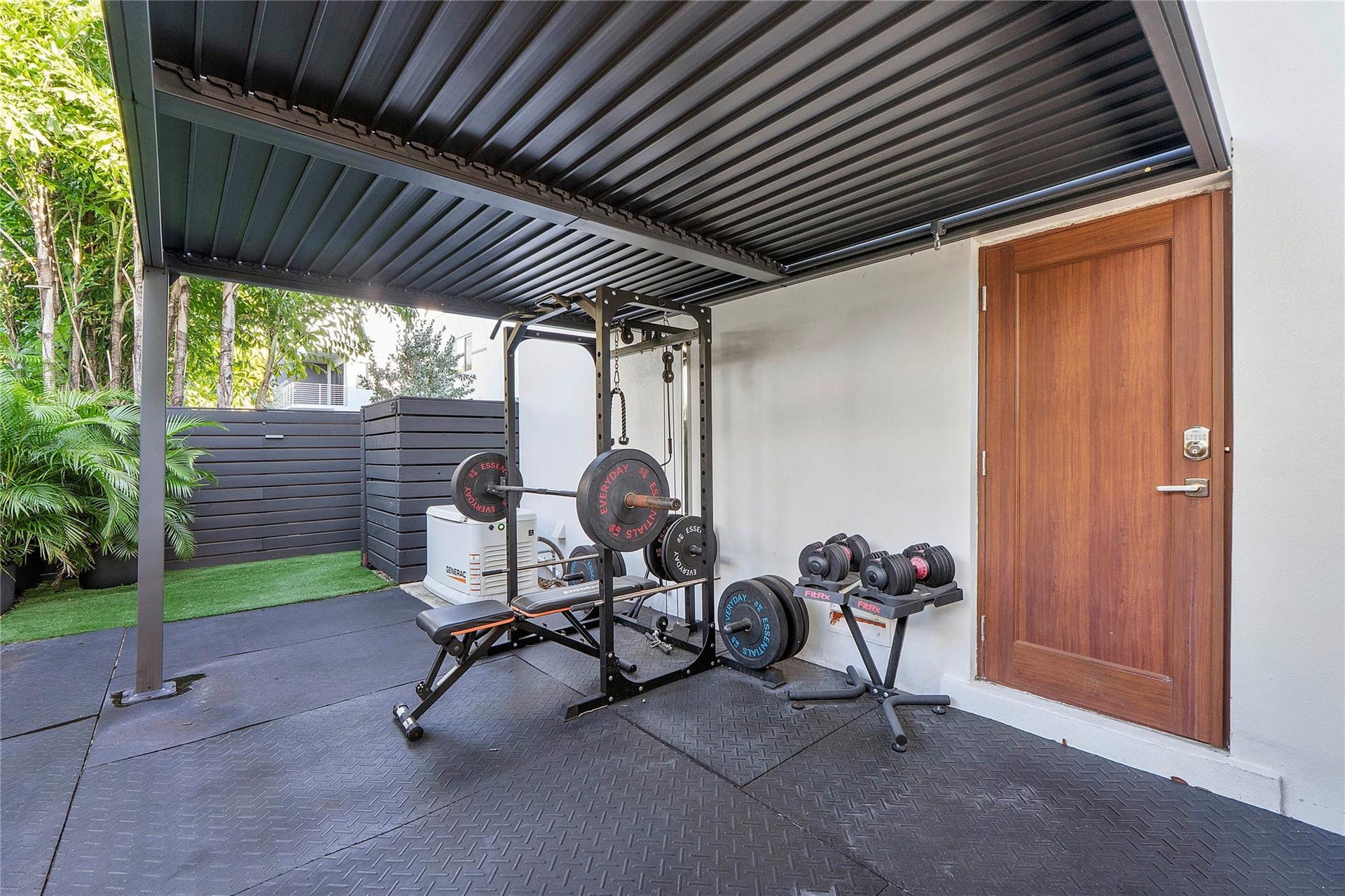 500 NE 14th Avenue, Fort Lauderdale, FL 33301 Custom pergola with workout area