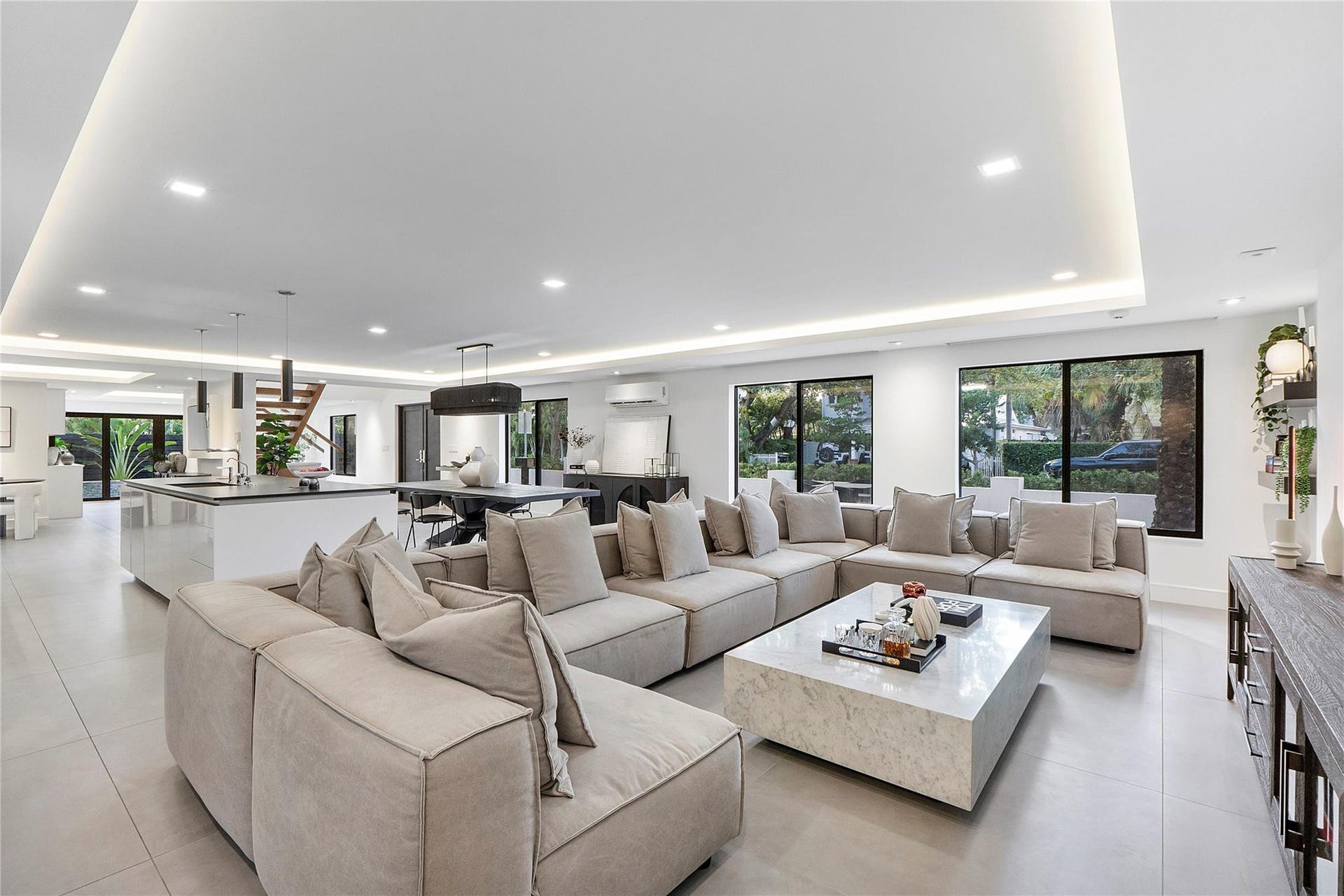 500 NE 14th Avenue, Fort Lauderdale, FL 33301 Photo 6